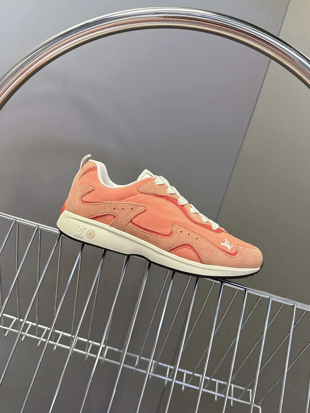 Men's Sneakers LOUIS VUITTON 18404684