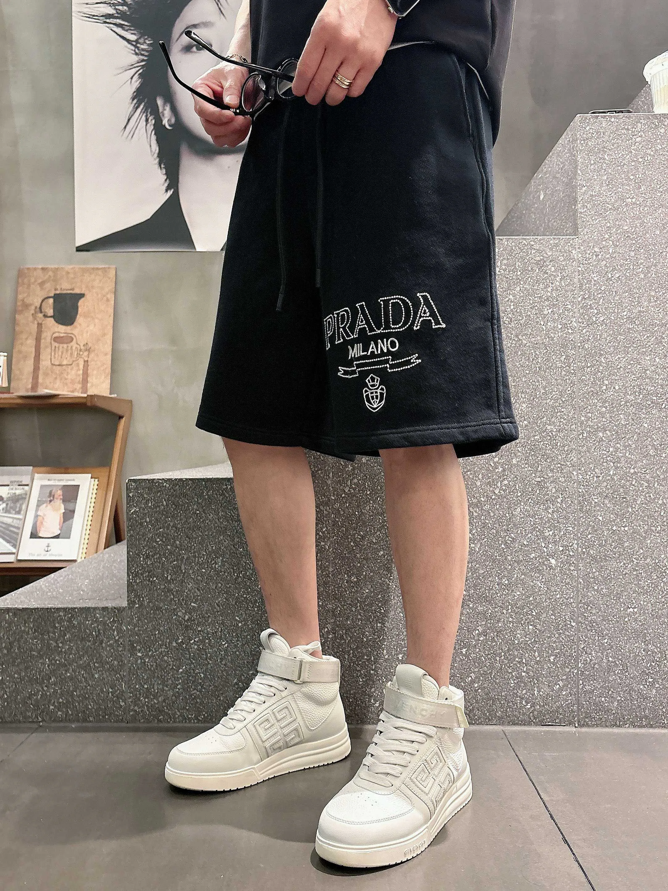 Men's Shorts PRADA 17468338