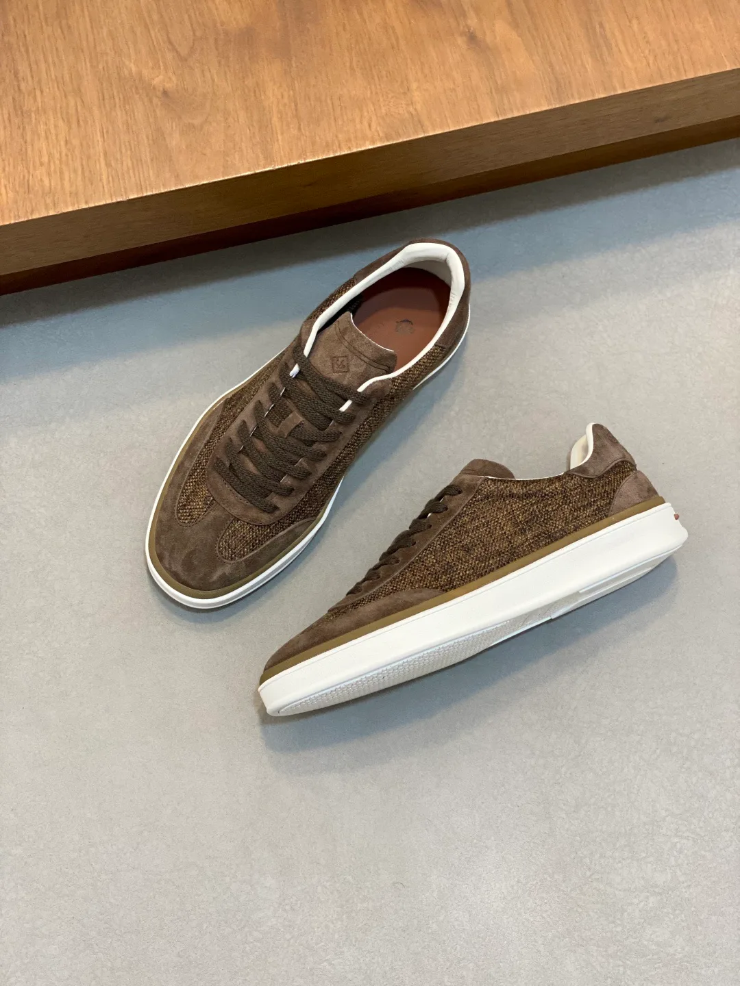 Men's Sneakers LORO PIANA 16978210