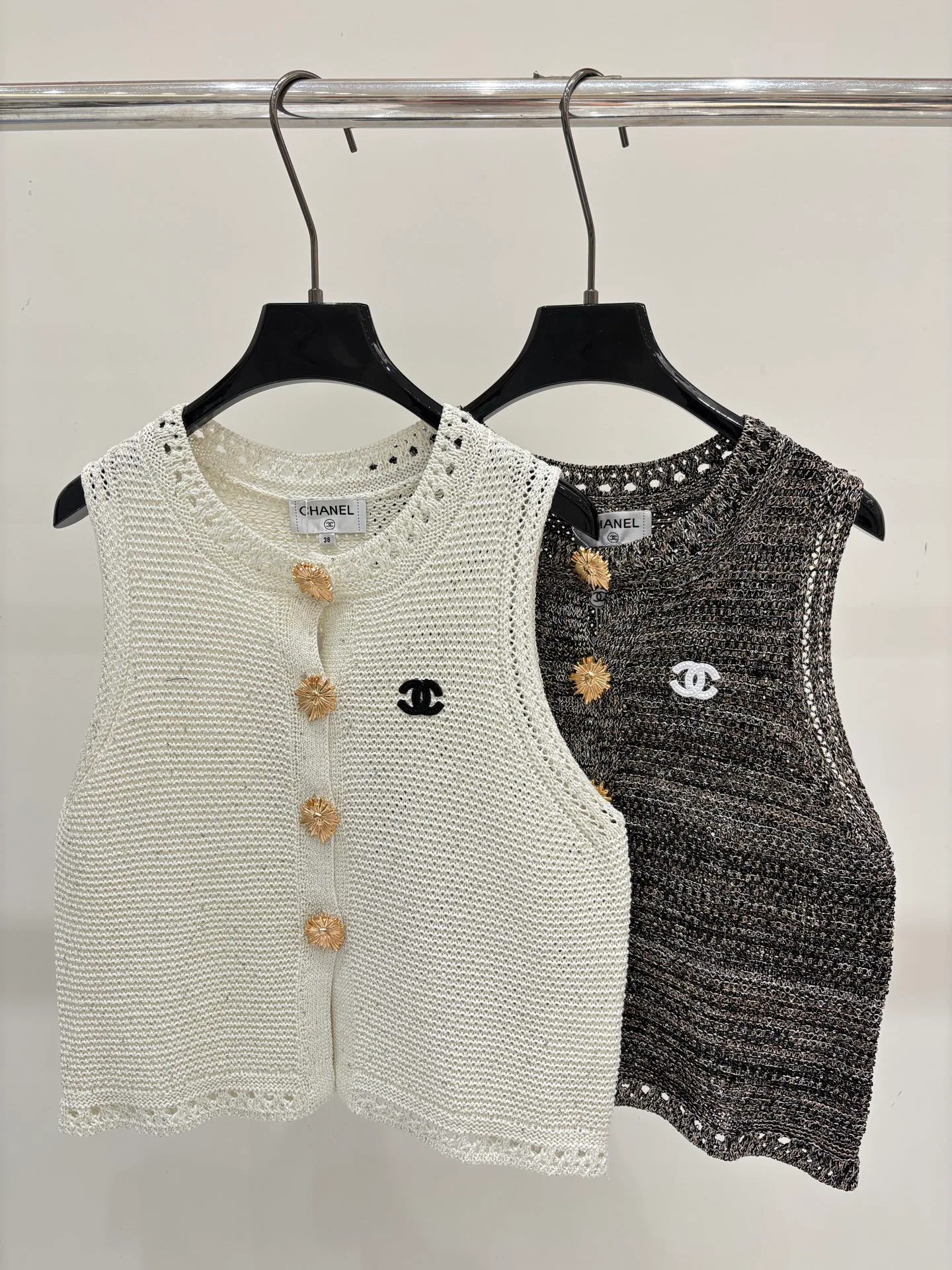 Women's Vests CHANEL 17612124