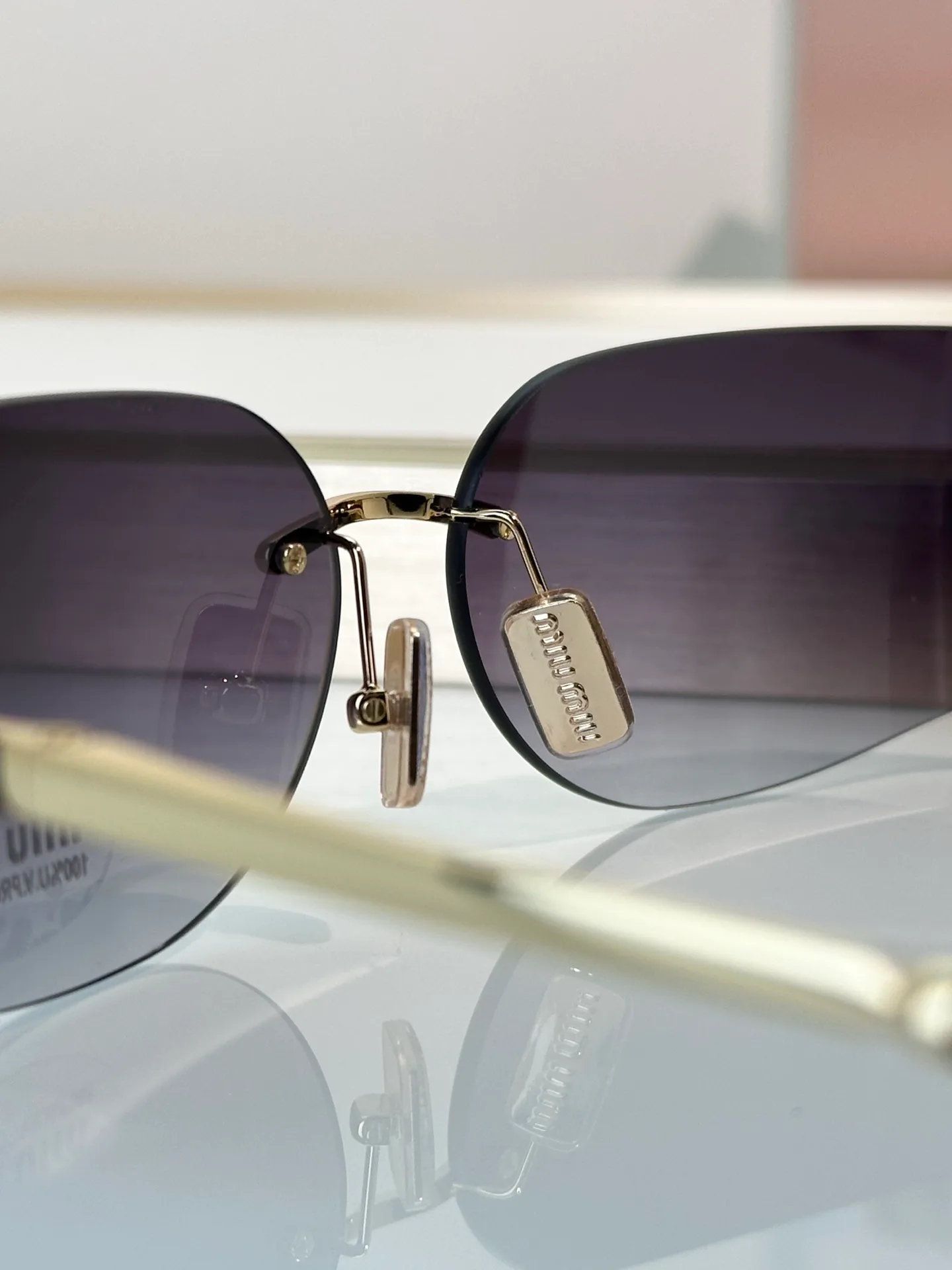 Glasses MIU MIU 18095020