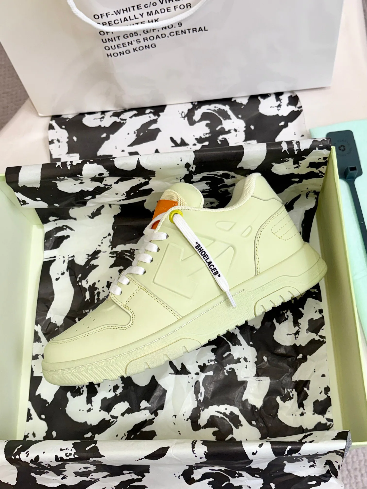 Women's Sneakers OFF-WHITE 18158690