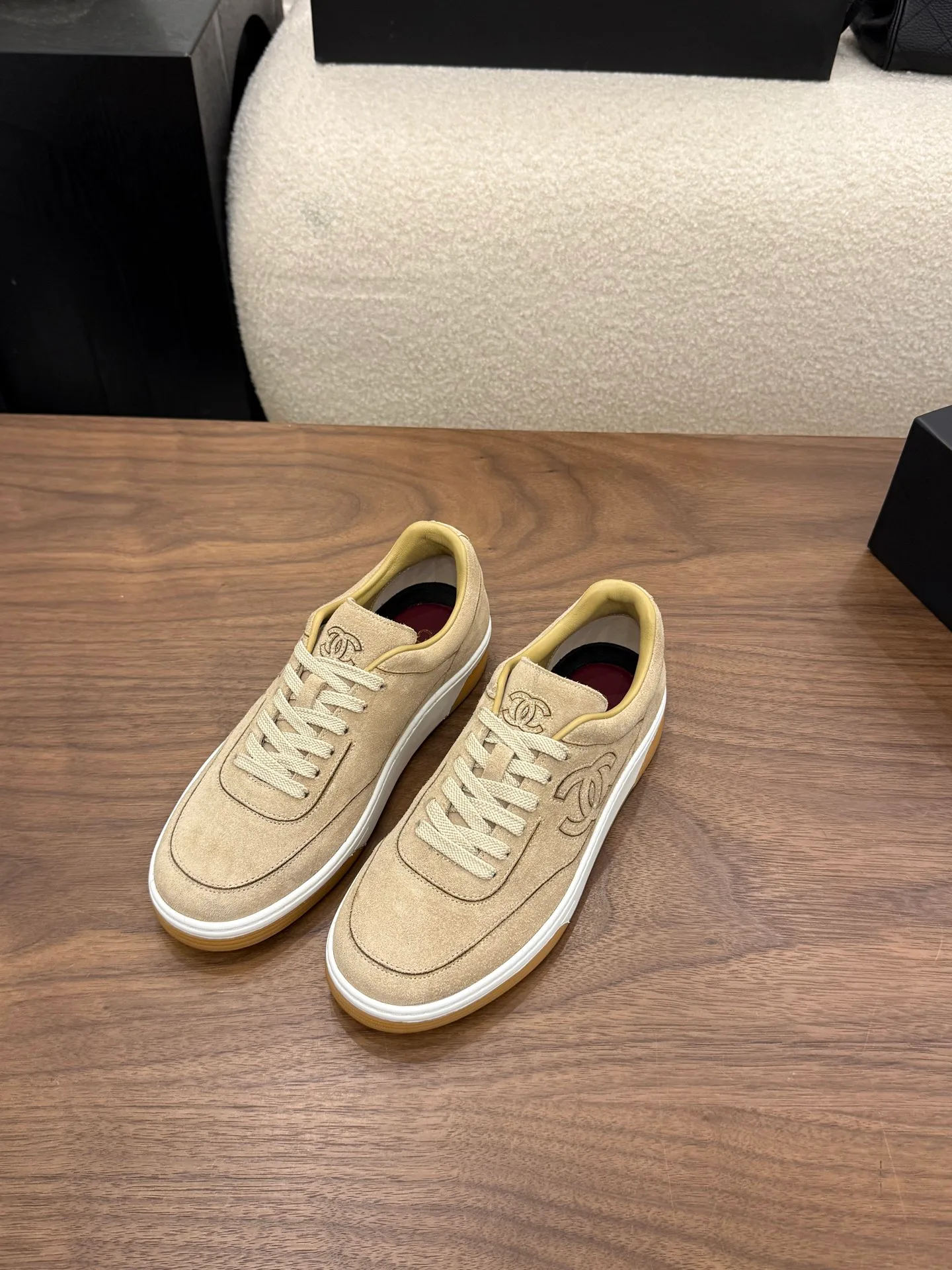 Women's Sneakers CHANEL 17923224