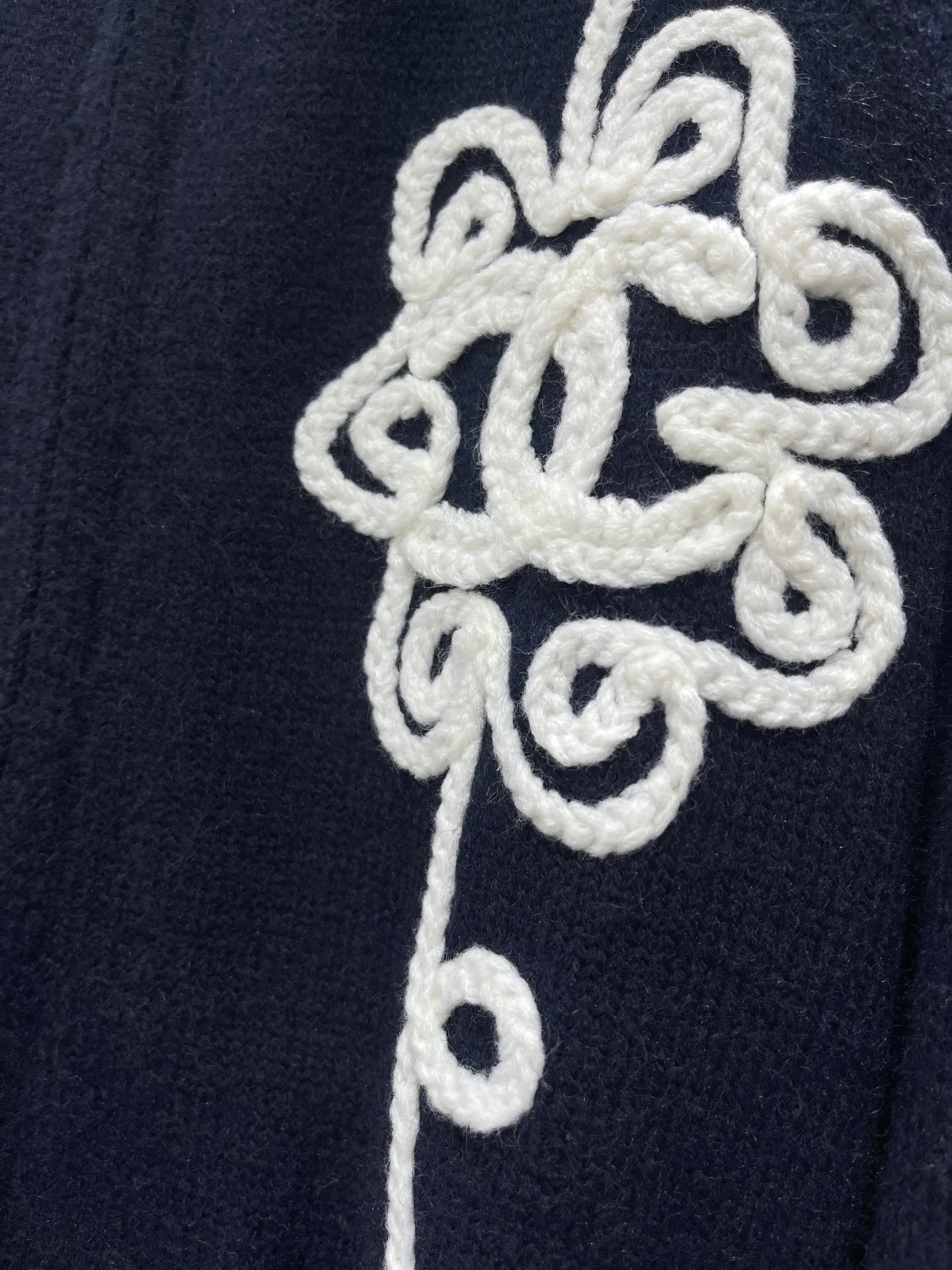 Women's Jumpers And Sweaters CHANEL 18137920