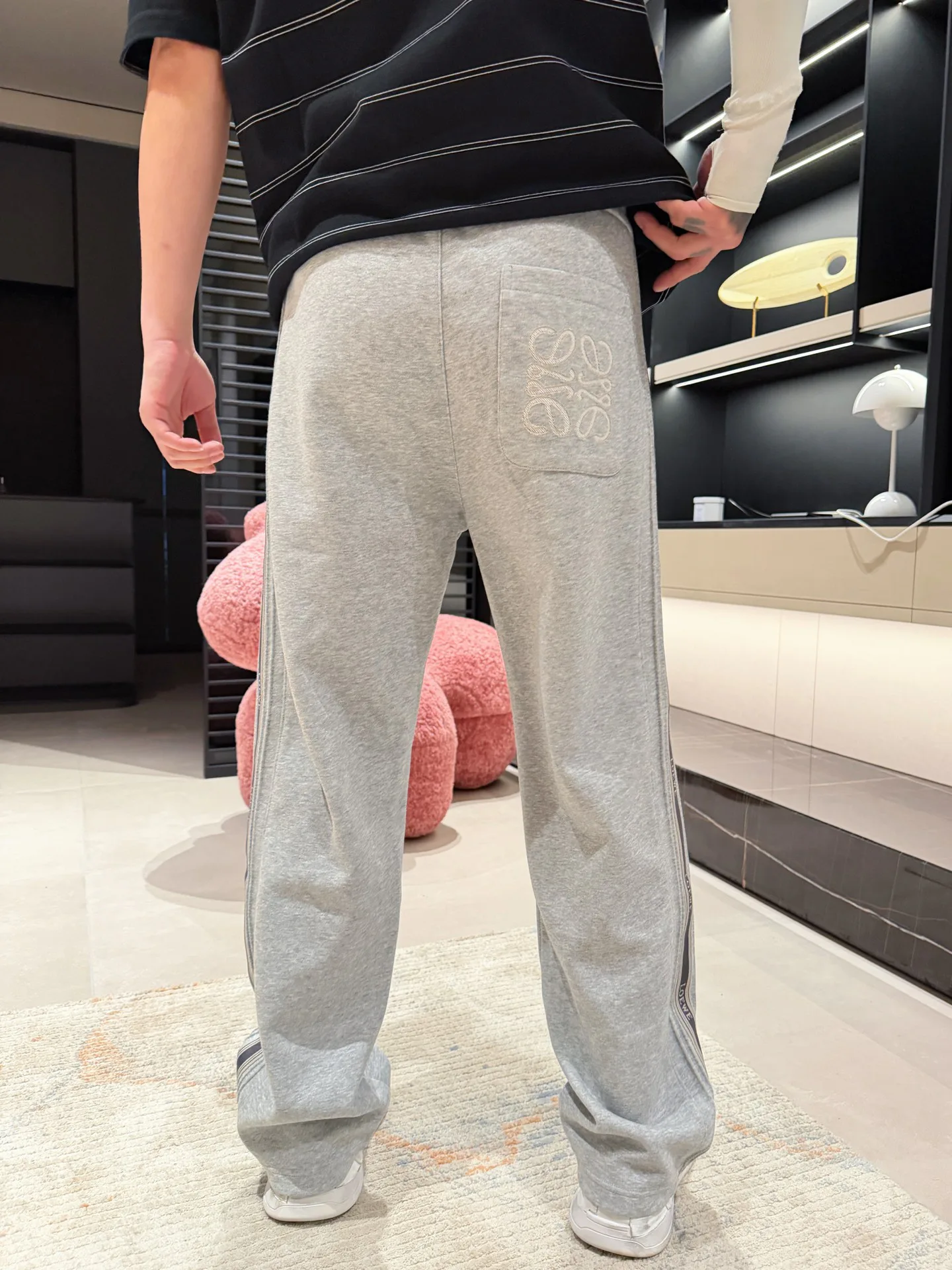 Men's Trousers LOEWE 18499687