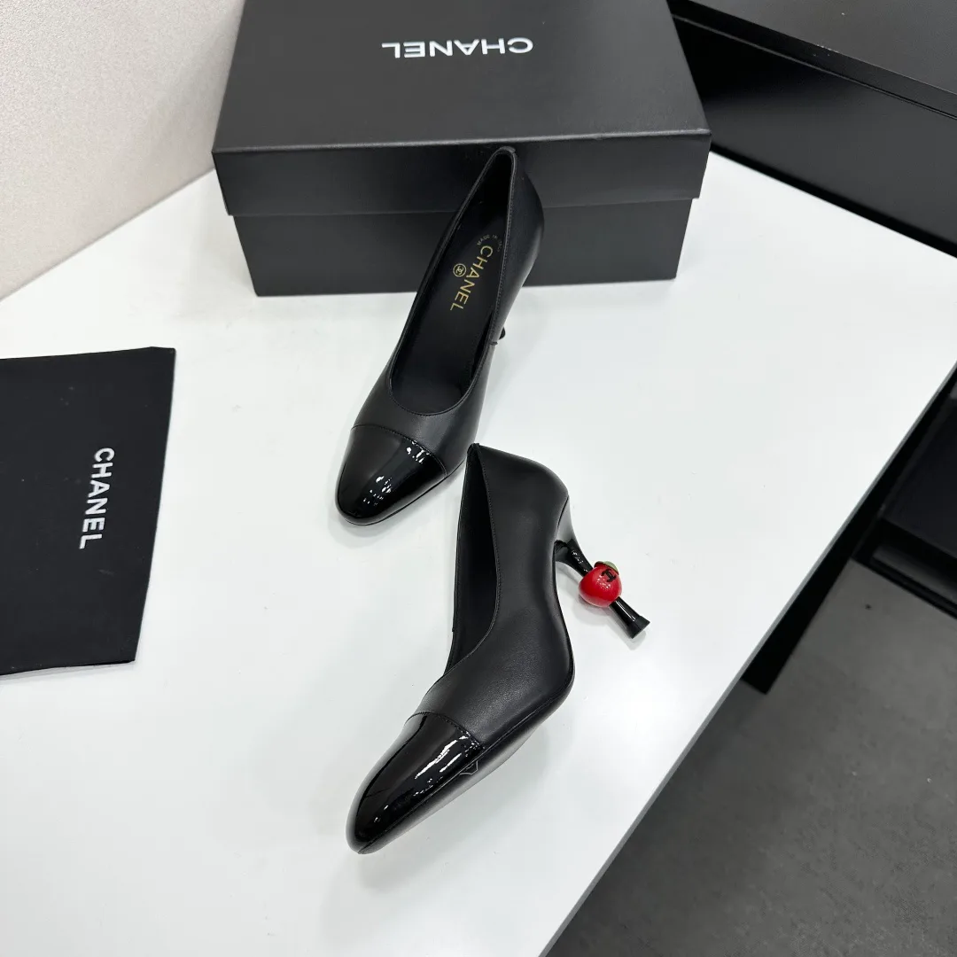 Women's Heels CHANEL 18083709