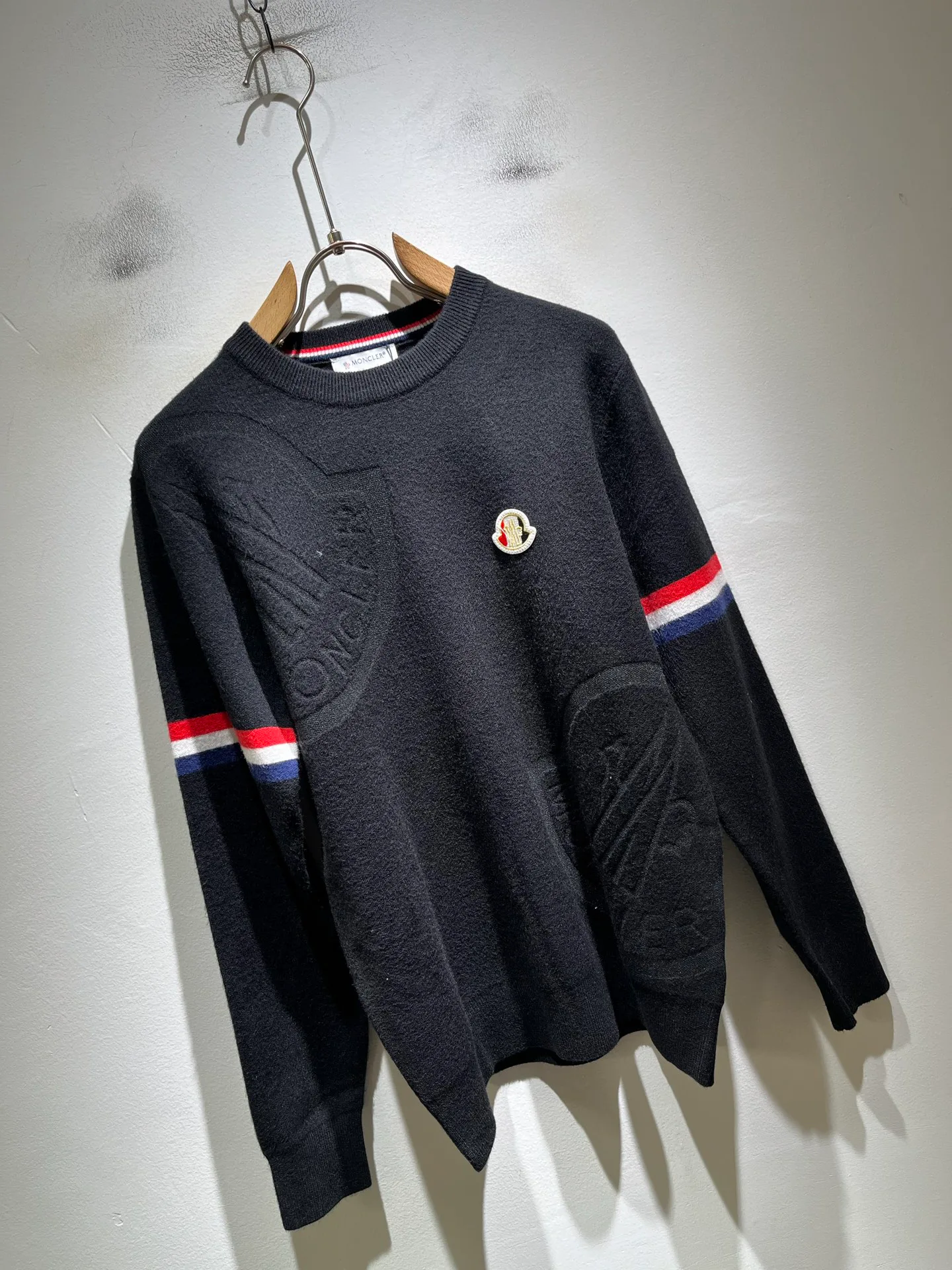 Men's Jumpers And Sweaters MONCLER 18243857