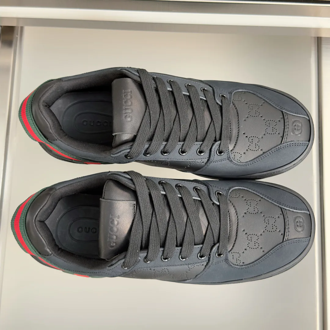 Women's Sneakers GUCCI 18158646