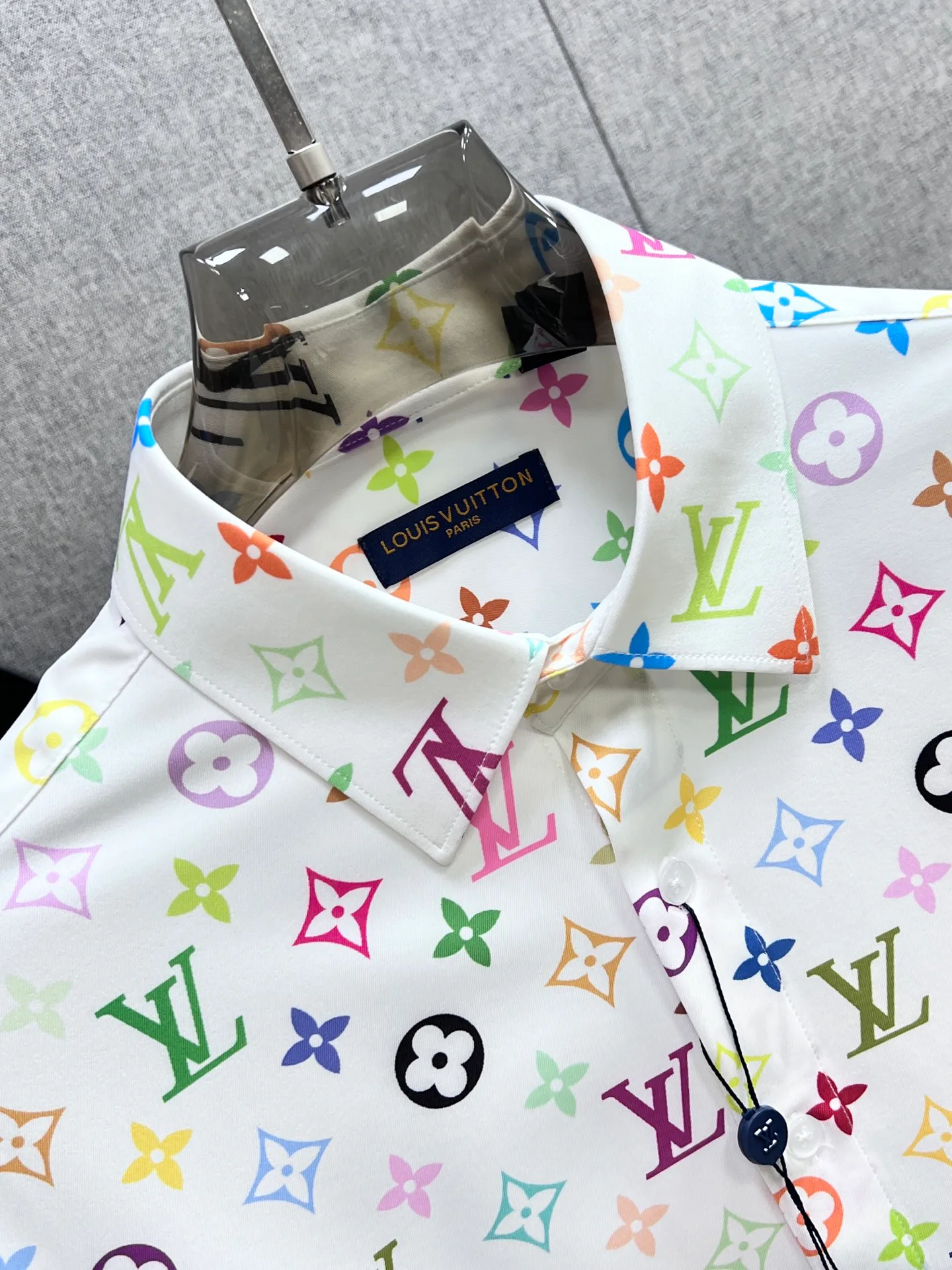 Men's Shirts LOUIS VUITTON 18097921