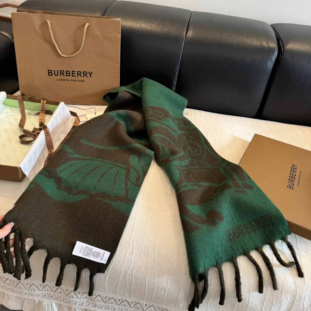 Scarves BURBERRY 18449896
