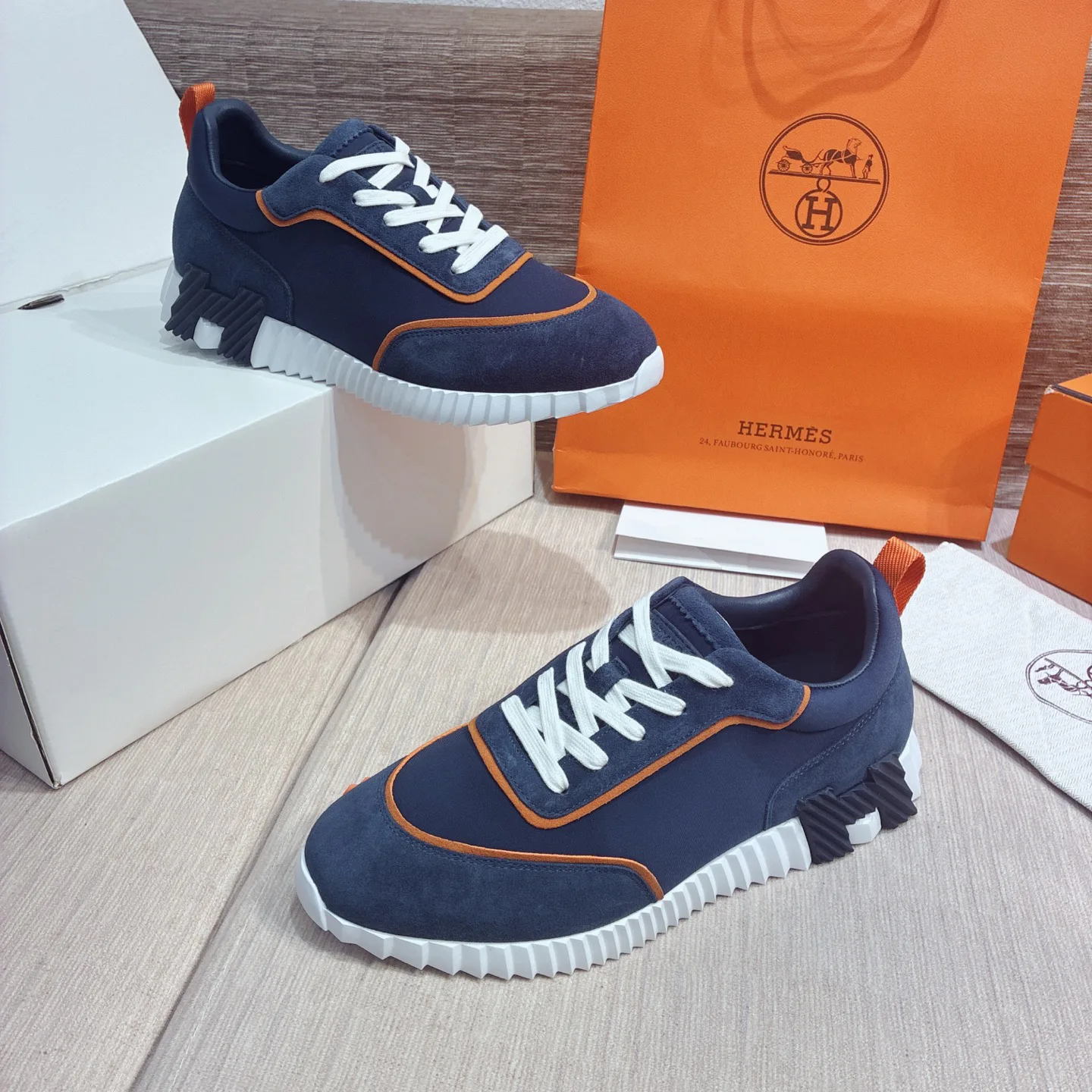 Women's Sneakers HERMES 17977063