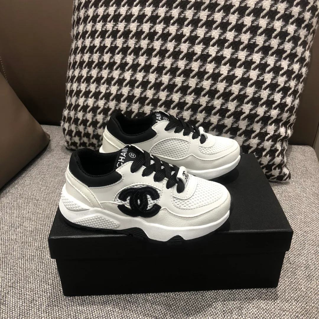 Кроссовки Женские Chanel 18591619