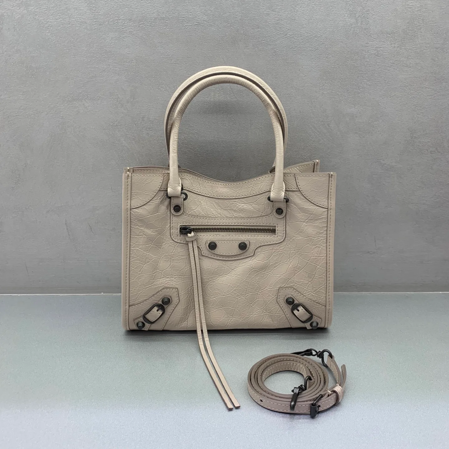 Women's Classic Handbags BALENCIAGA 18509145