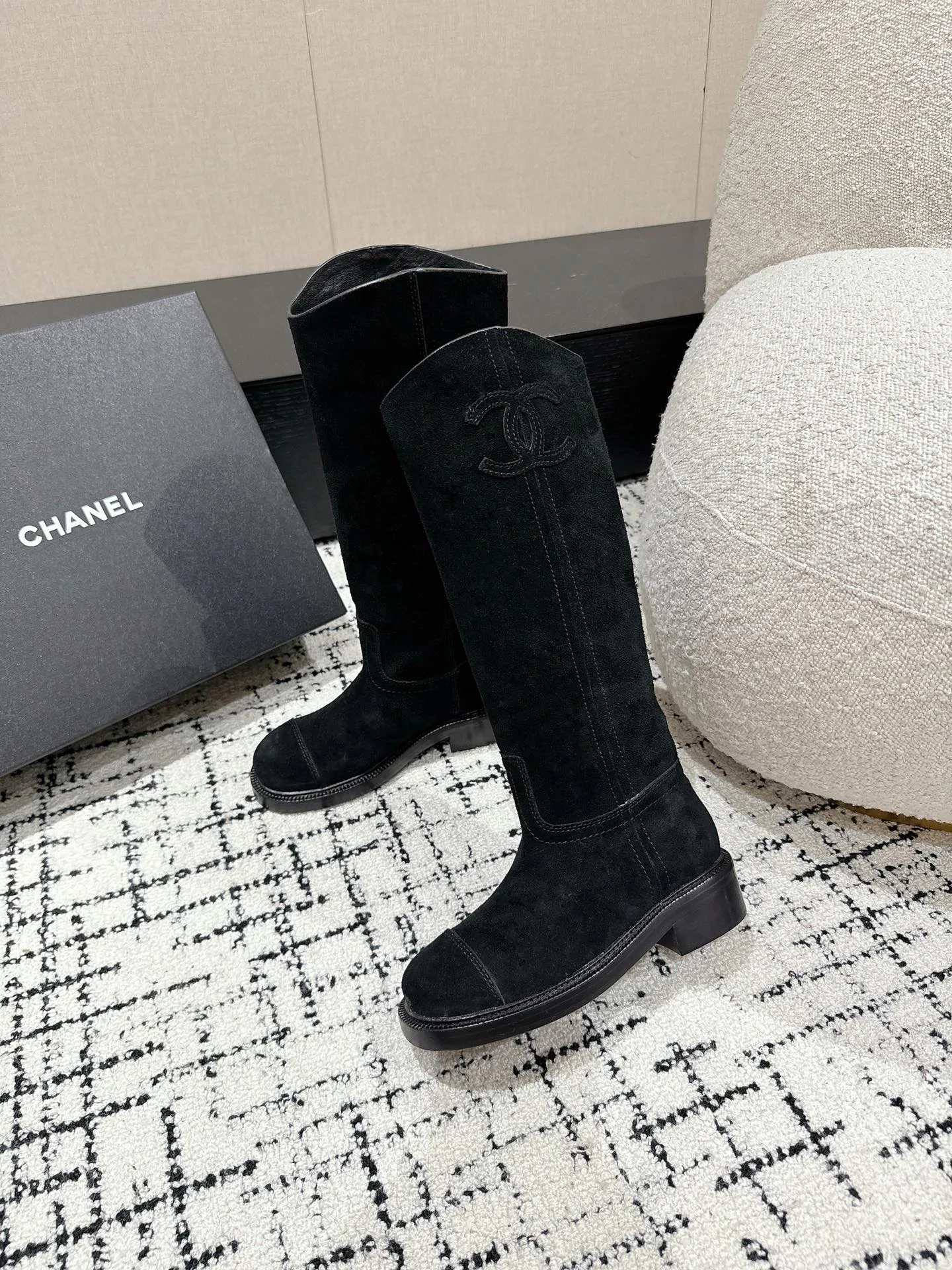 Women's Boots CHANEL 18406714
