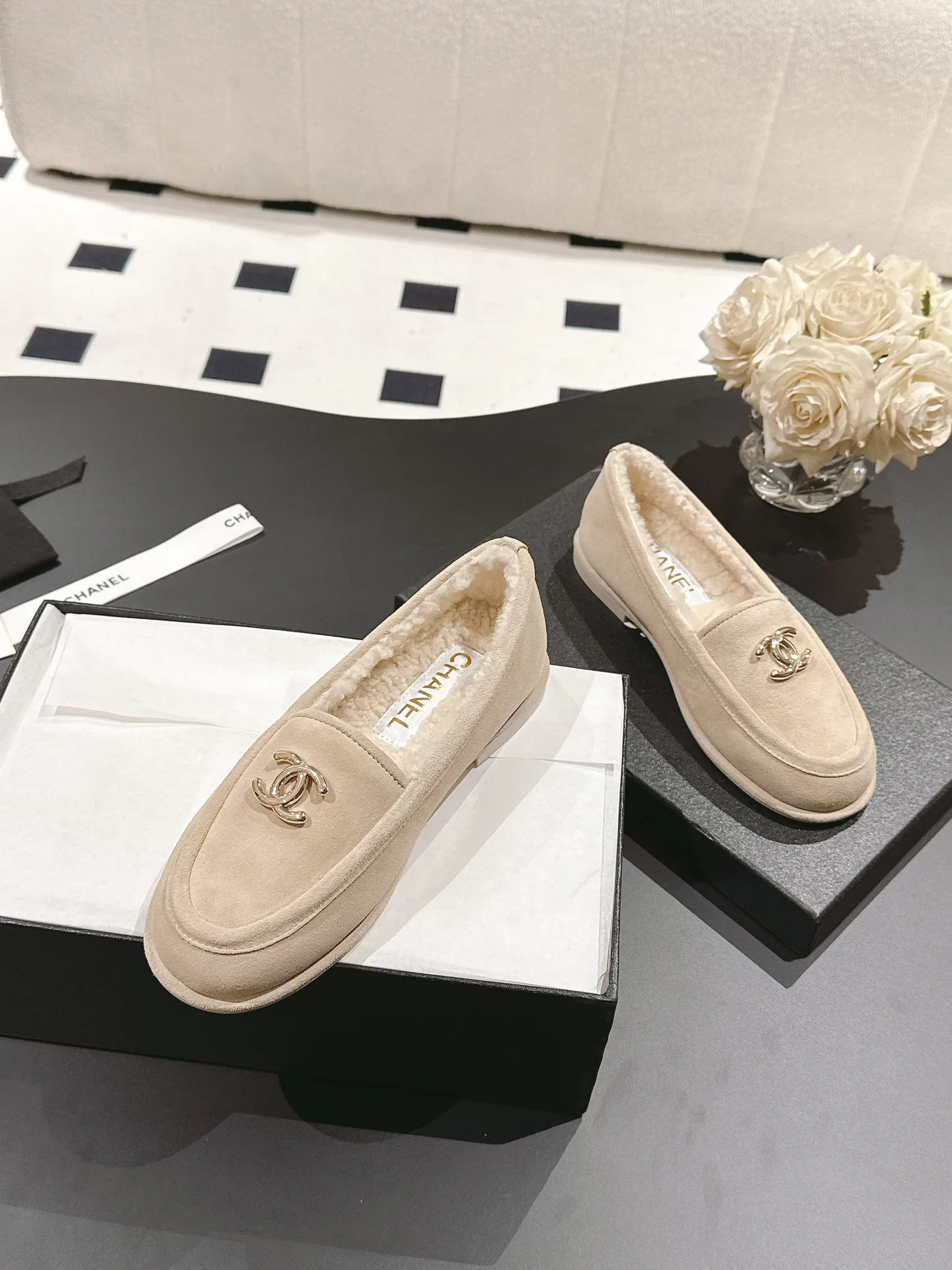 Women's Loafers And Moccasins CHANEL 18083053