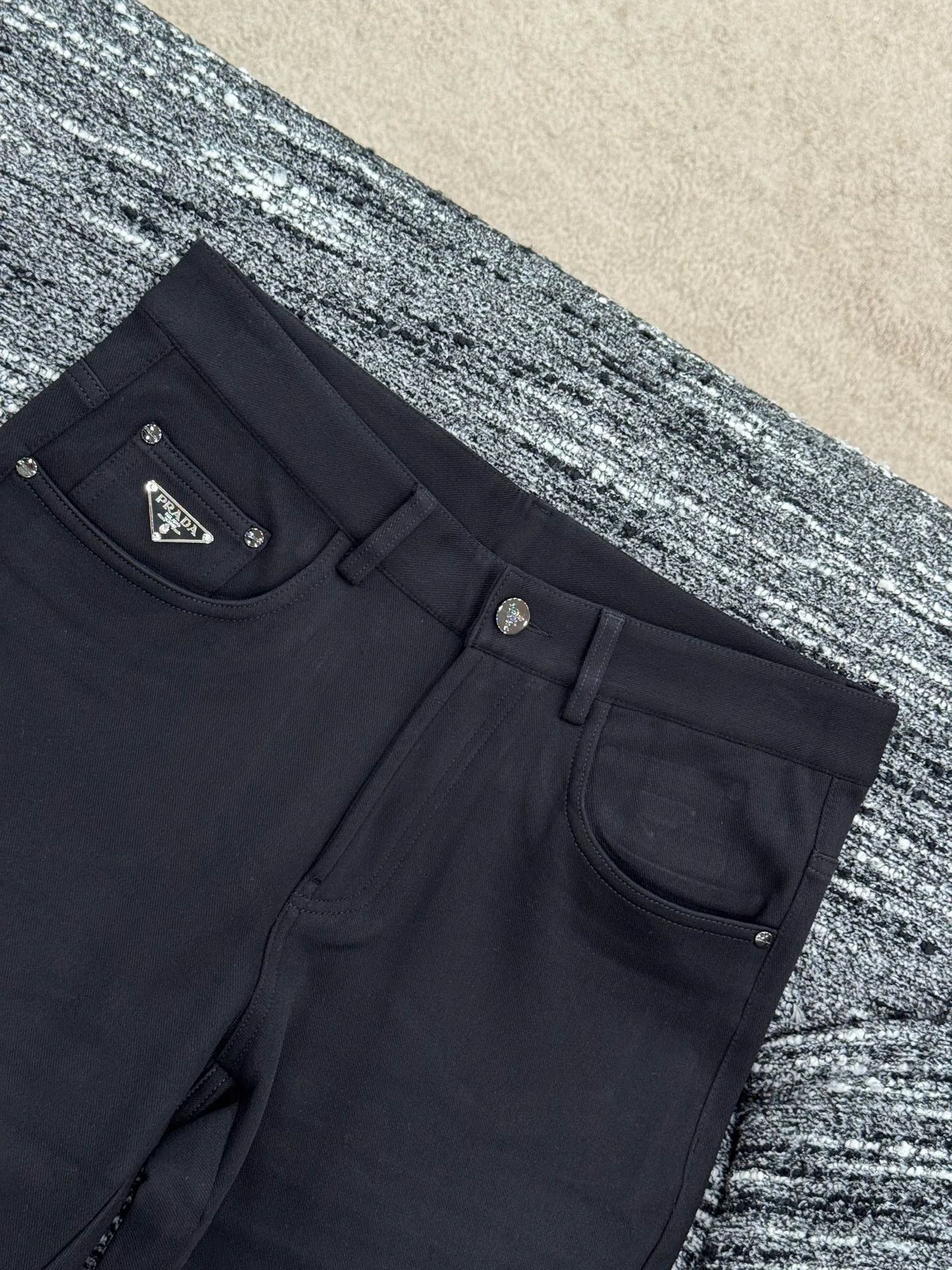 Men's Trousers PRADA 18084088