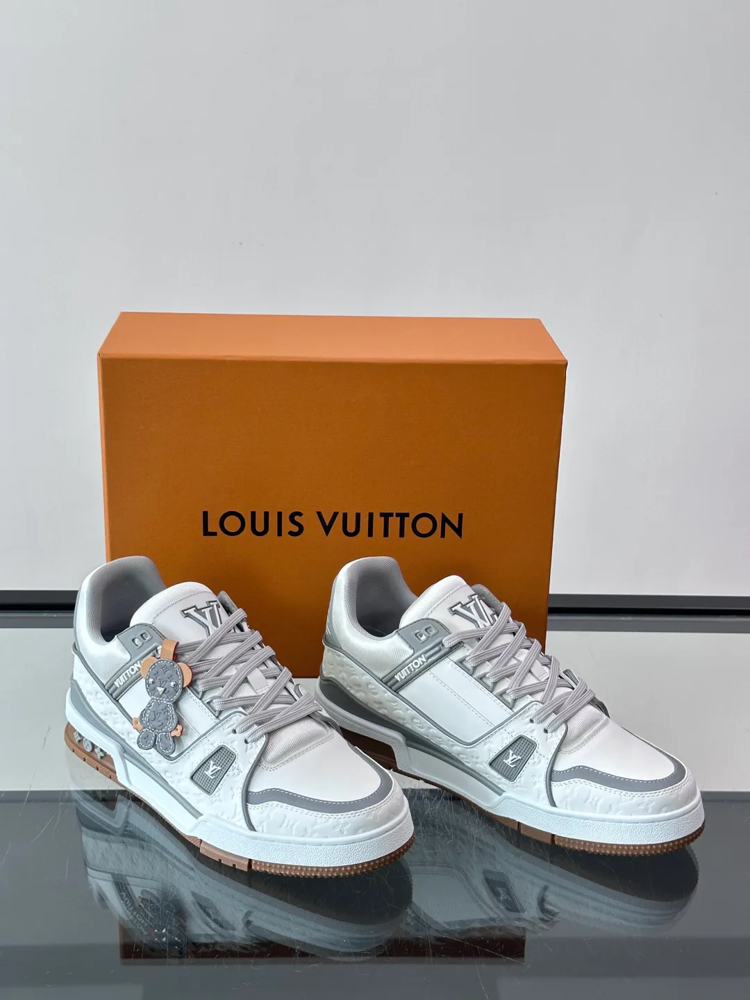 Men's Sneakers LOUIS VUITTON 17982456