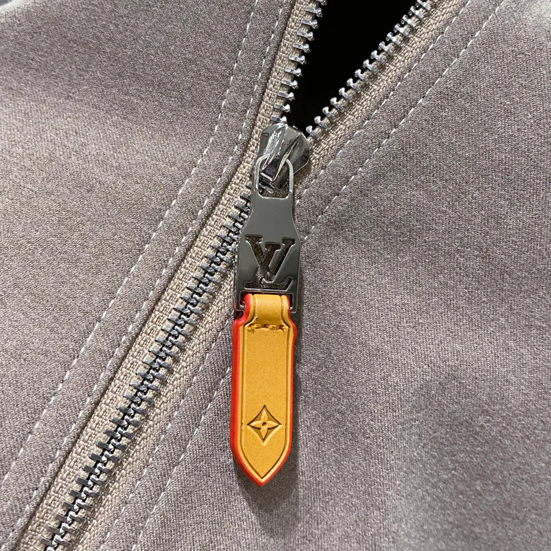 Куртки И Пуховики Мужские Louis Vuitton 18572284
