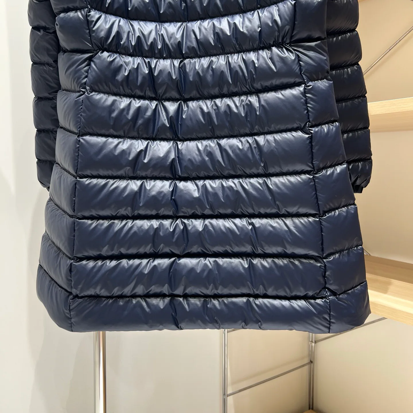 Women's Jackets And Down Jackets MONCLER 18284058