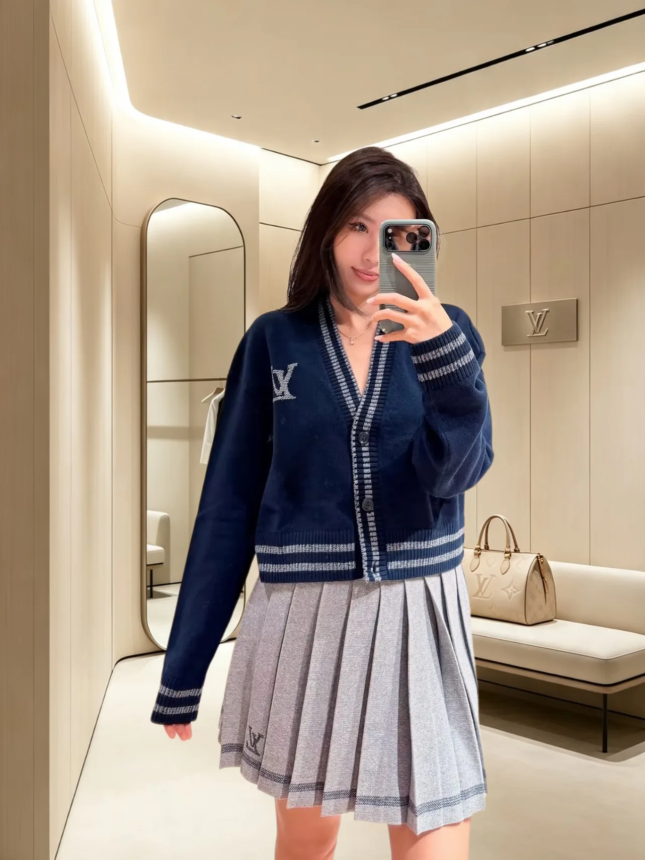Women's Jumpers And Sweaters LOUIS VUITTON 18044541
