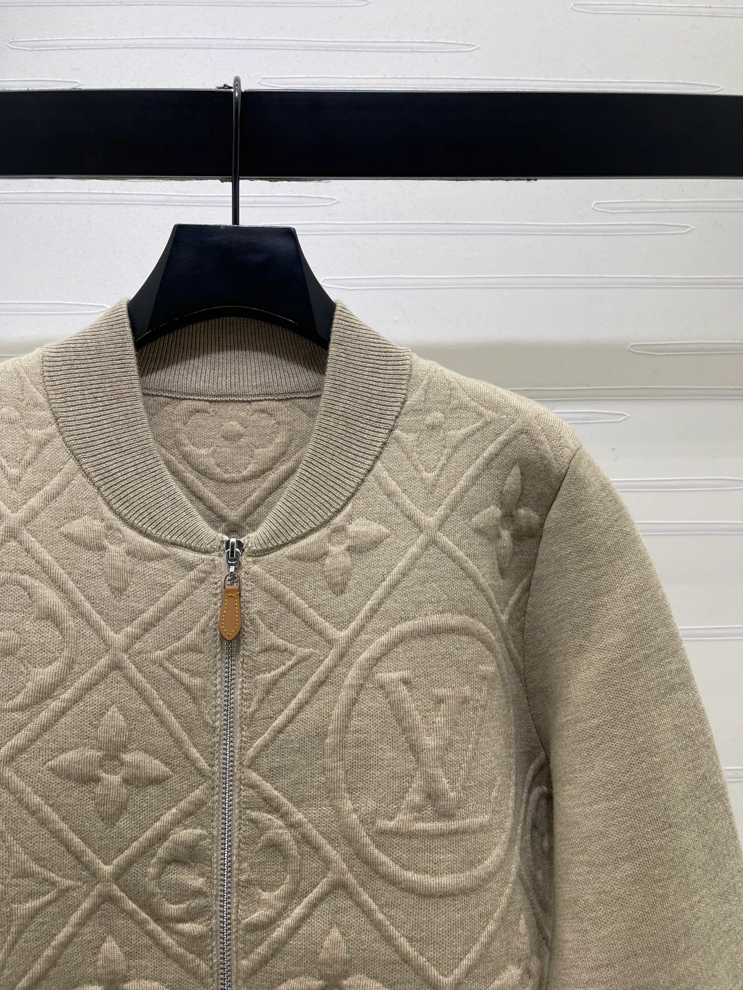 Джемперы И Свитеры Женские Louis Vuitton 18680775