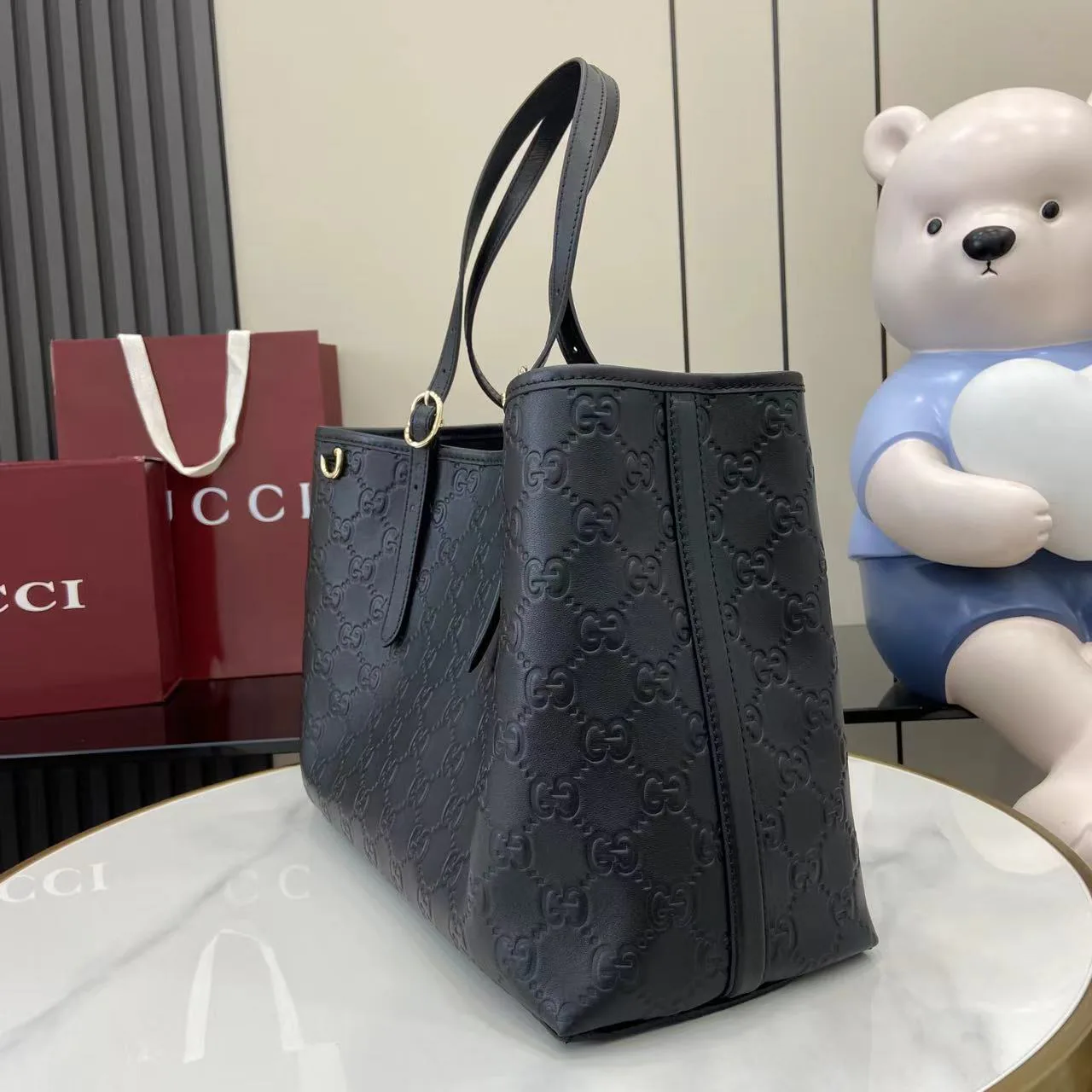 Women's Classic Handbags GUCCI 18404548