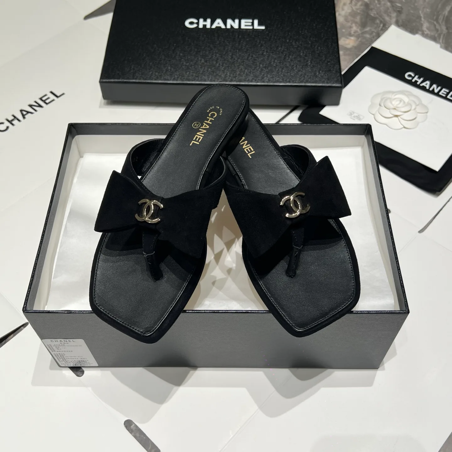 Women's Flip-Flops CHANEL 17693138