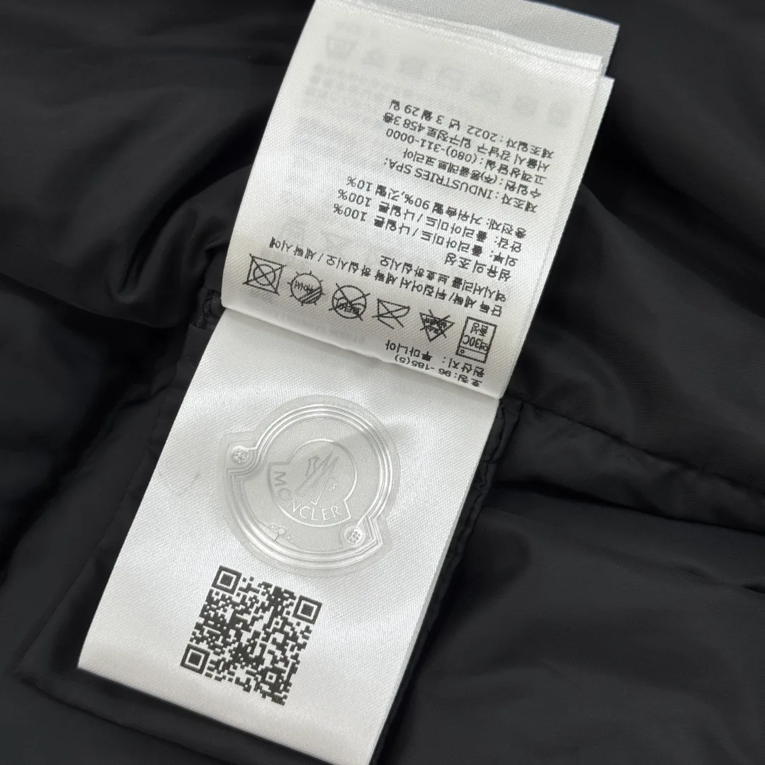 Men's Vests MONCLER 18001986