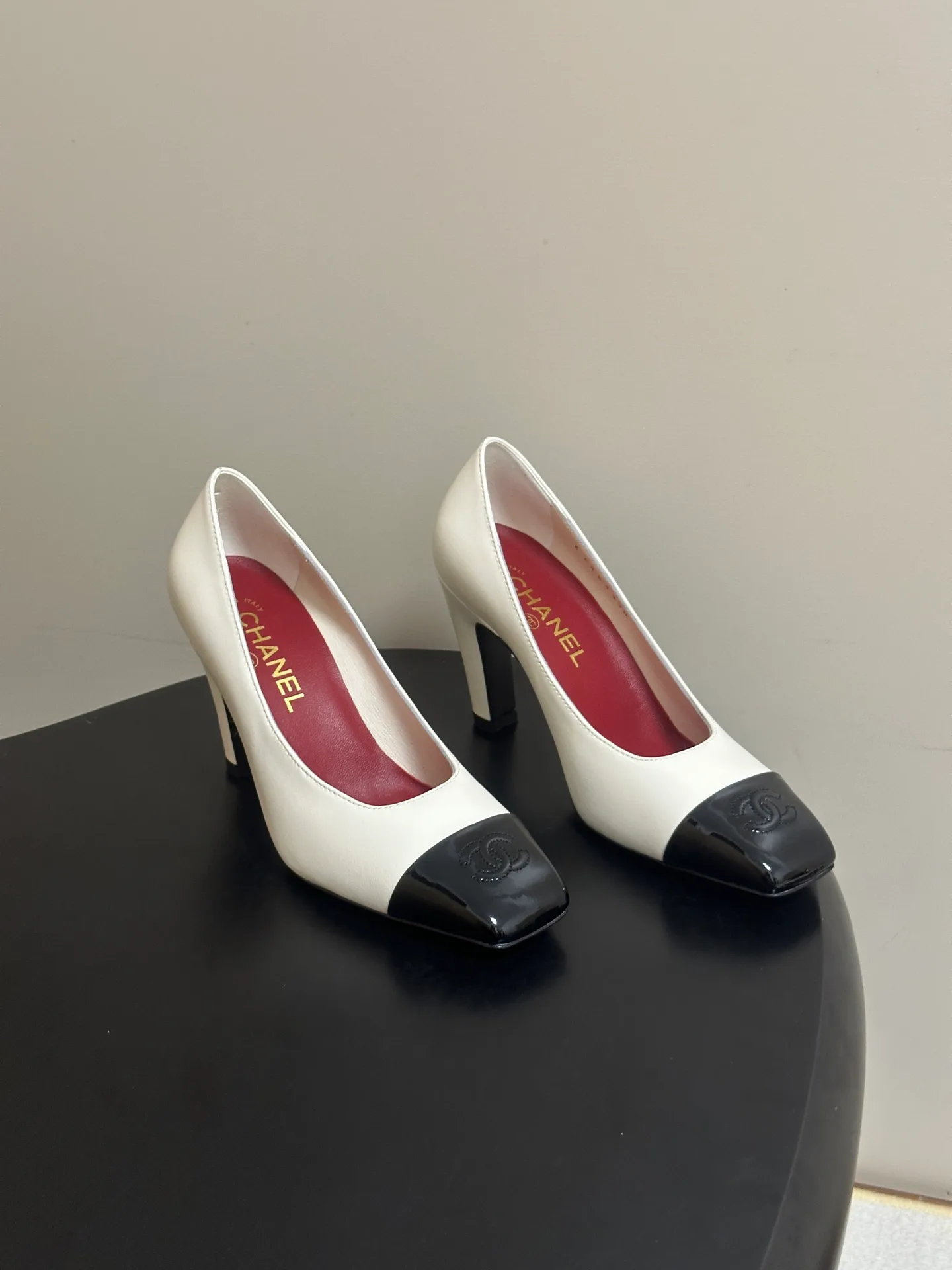 Women's Heels CHANEL 18049719