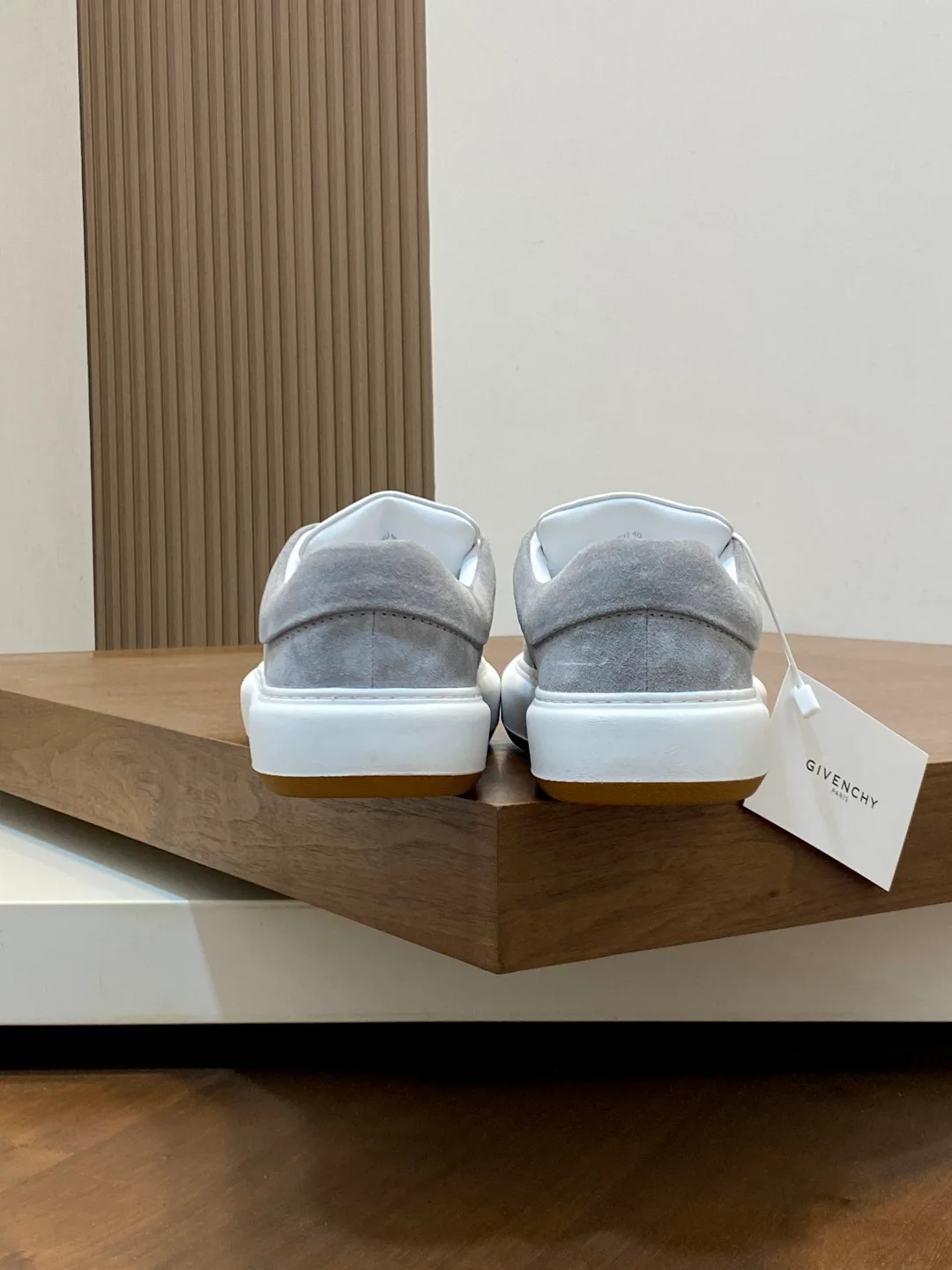 Men's Sneakers GIVENCHY 18449121