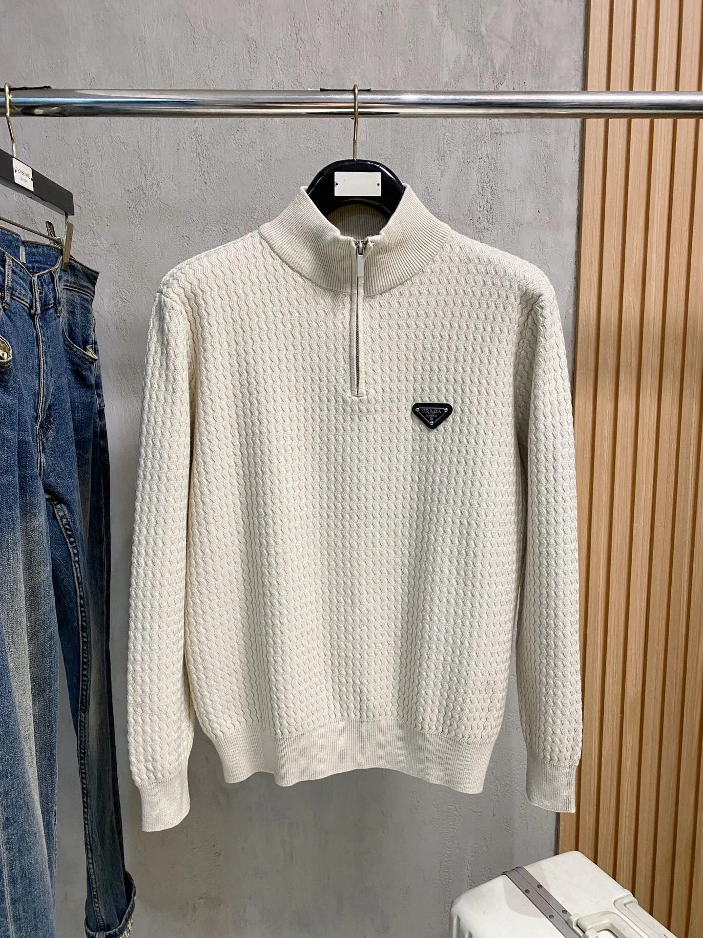 Men's Jumpers And Sweaters PRADA 18098180