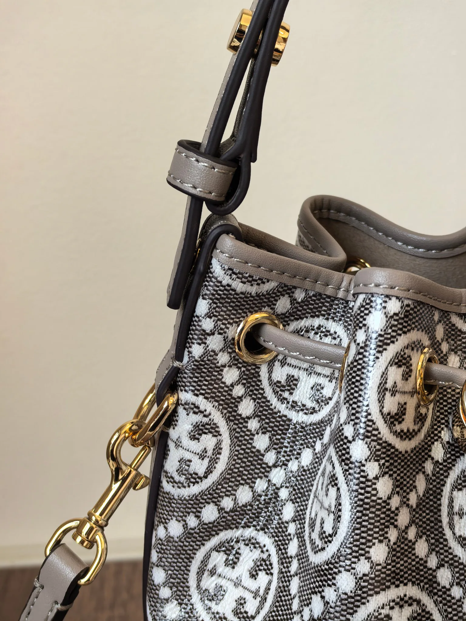 Women's Classic Handbags TORY BURCH 18365035