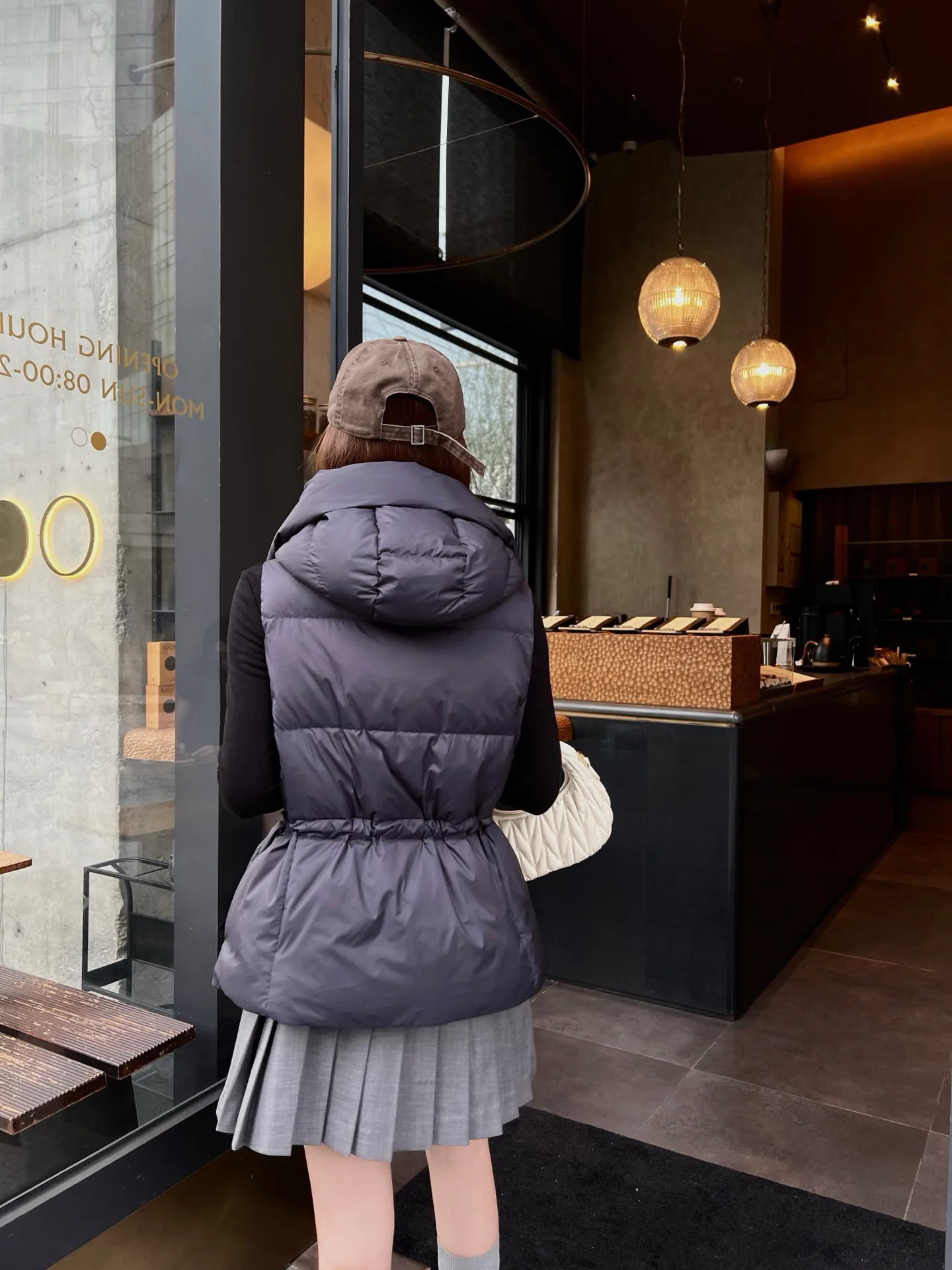 Women's Jackets And Down Jackets CANADA GOOSE 18108483