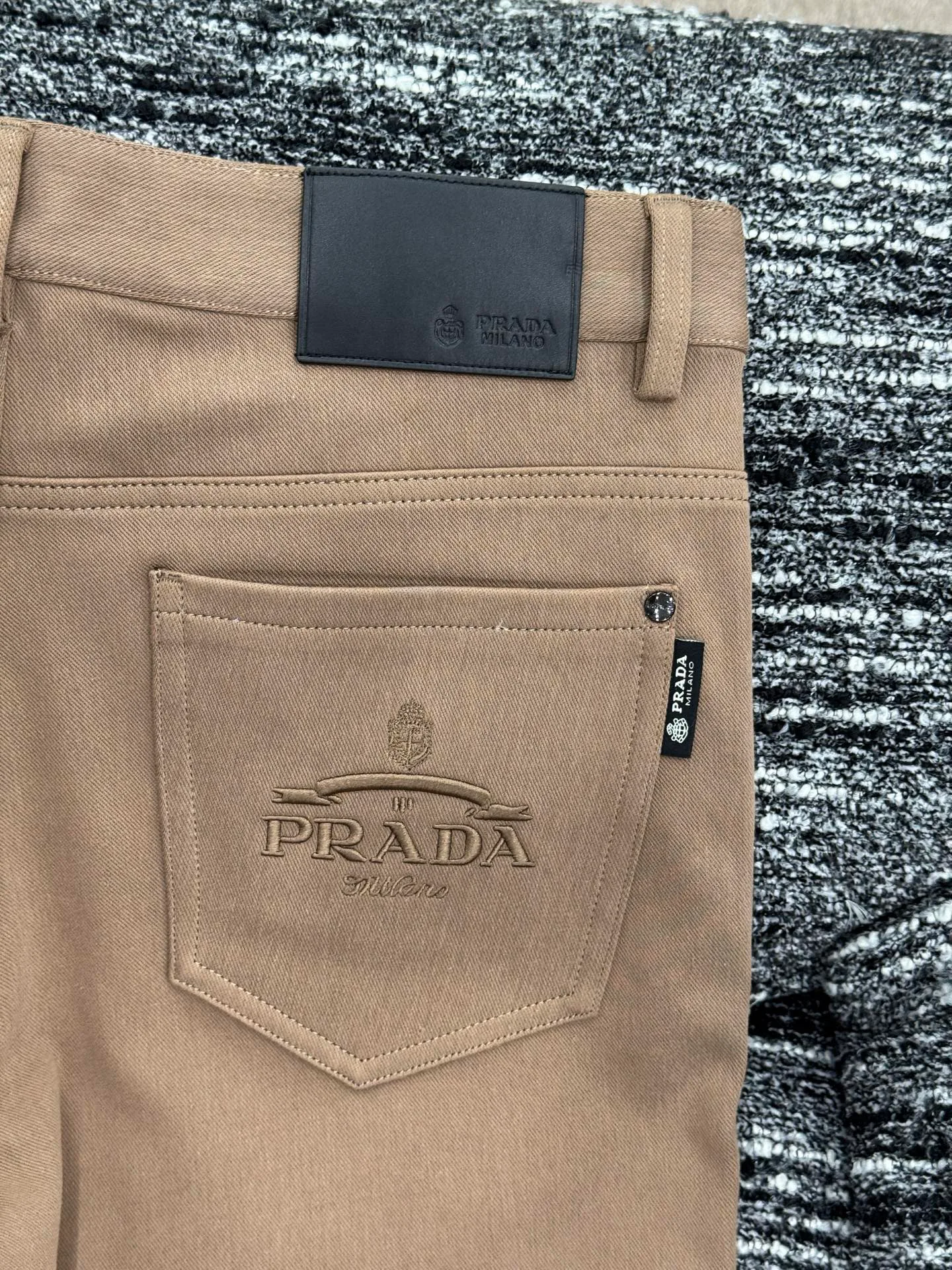 Men's Trousers PRADA 18084089