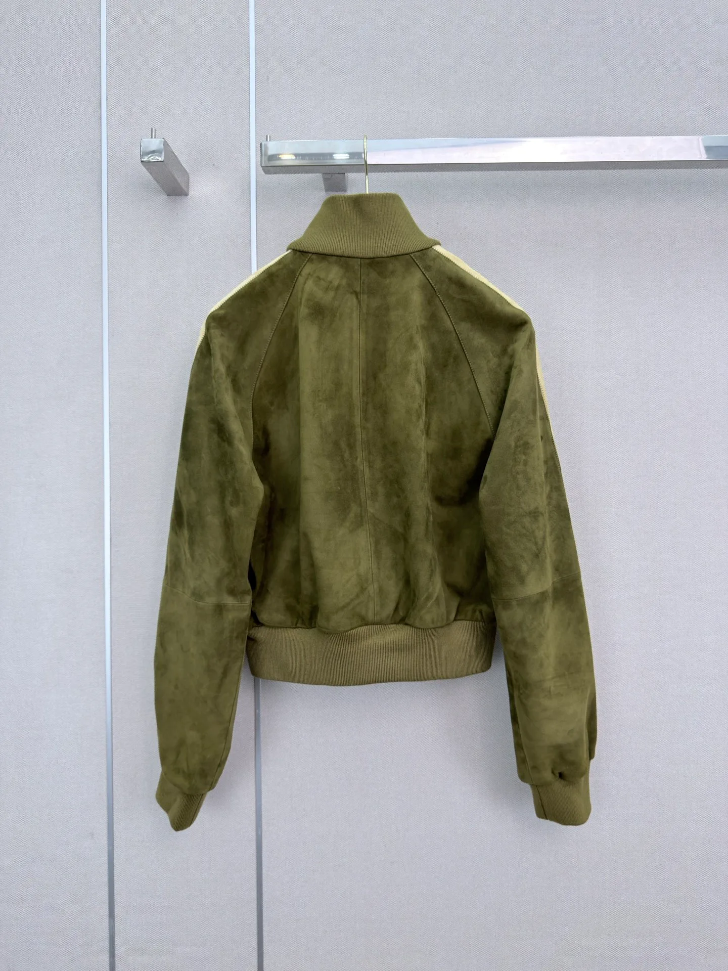 Women's Leather Jackets And Sheepskin Coats MIU MIU 17288285