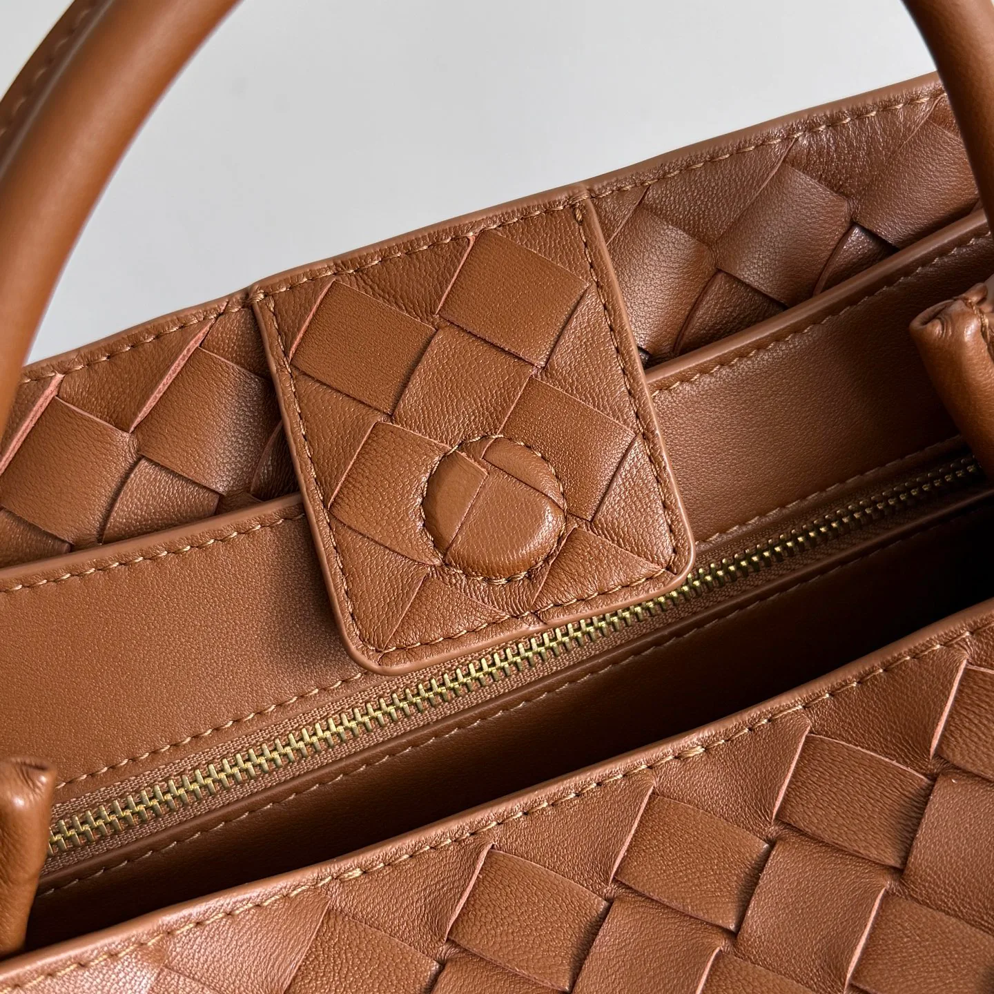 Women's Classic Handbags BOTTEGA VENETA 18367473