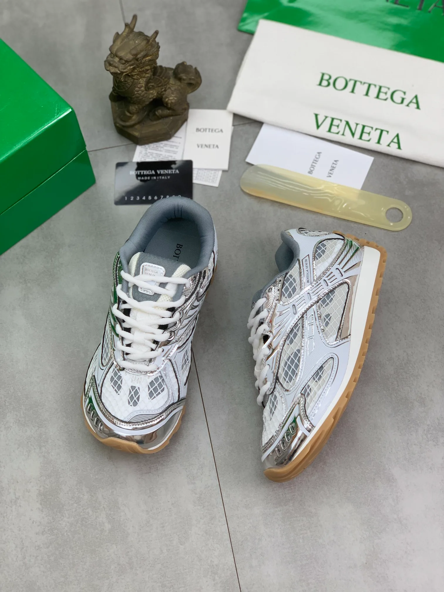 Women's Sneakers BOTTEGA VENETA 18365163