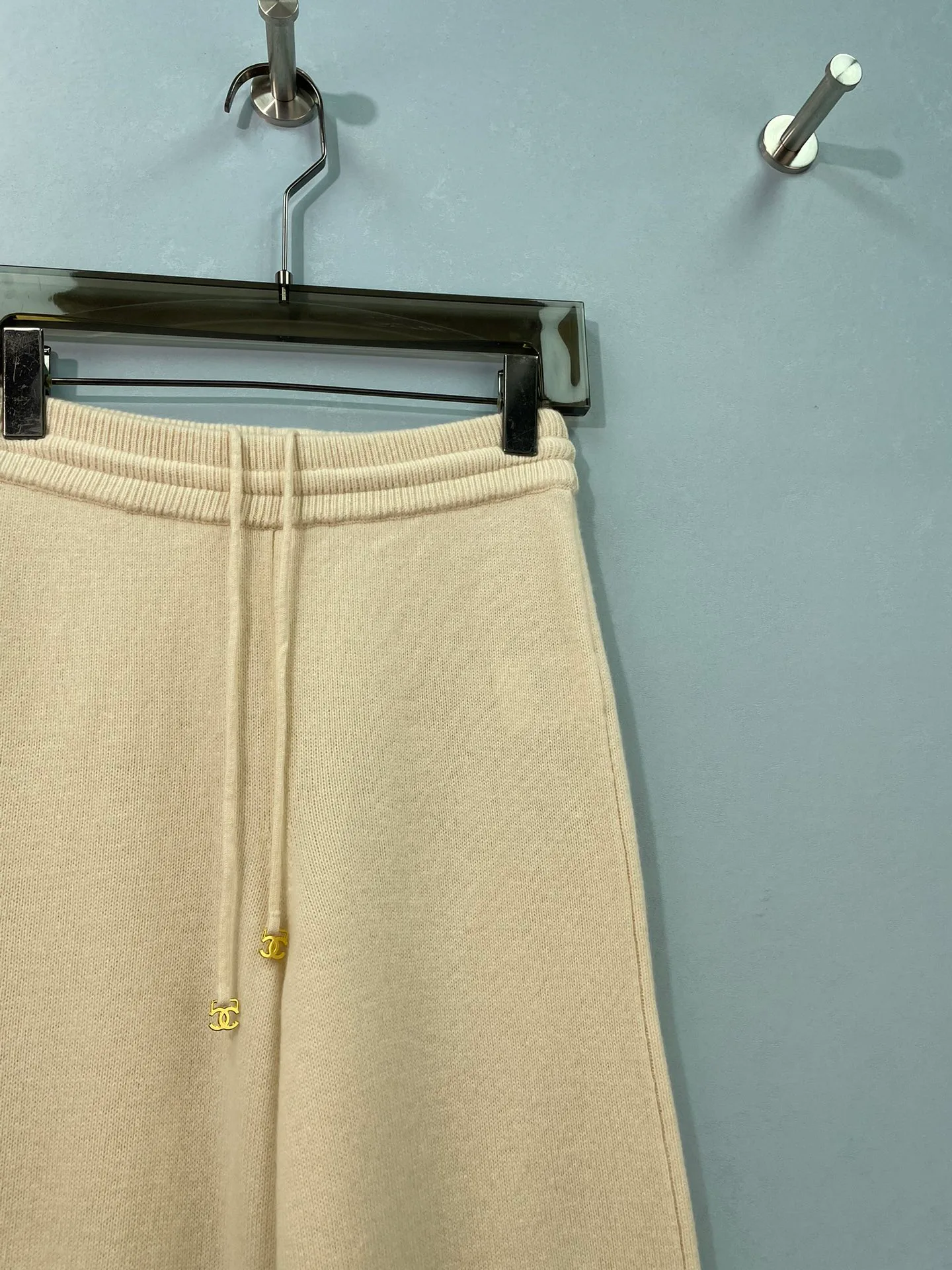 Women's Trousers CHANEL 18259925