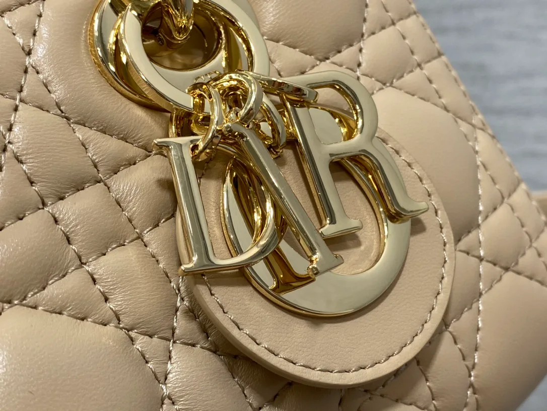 Women's Classic Handbags CHRISTIAN DIOR 17770379