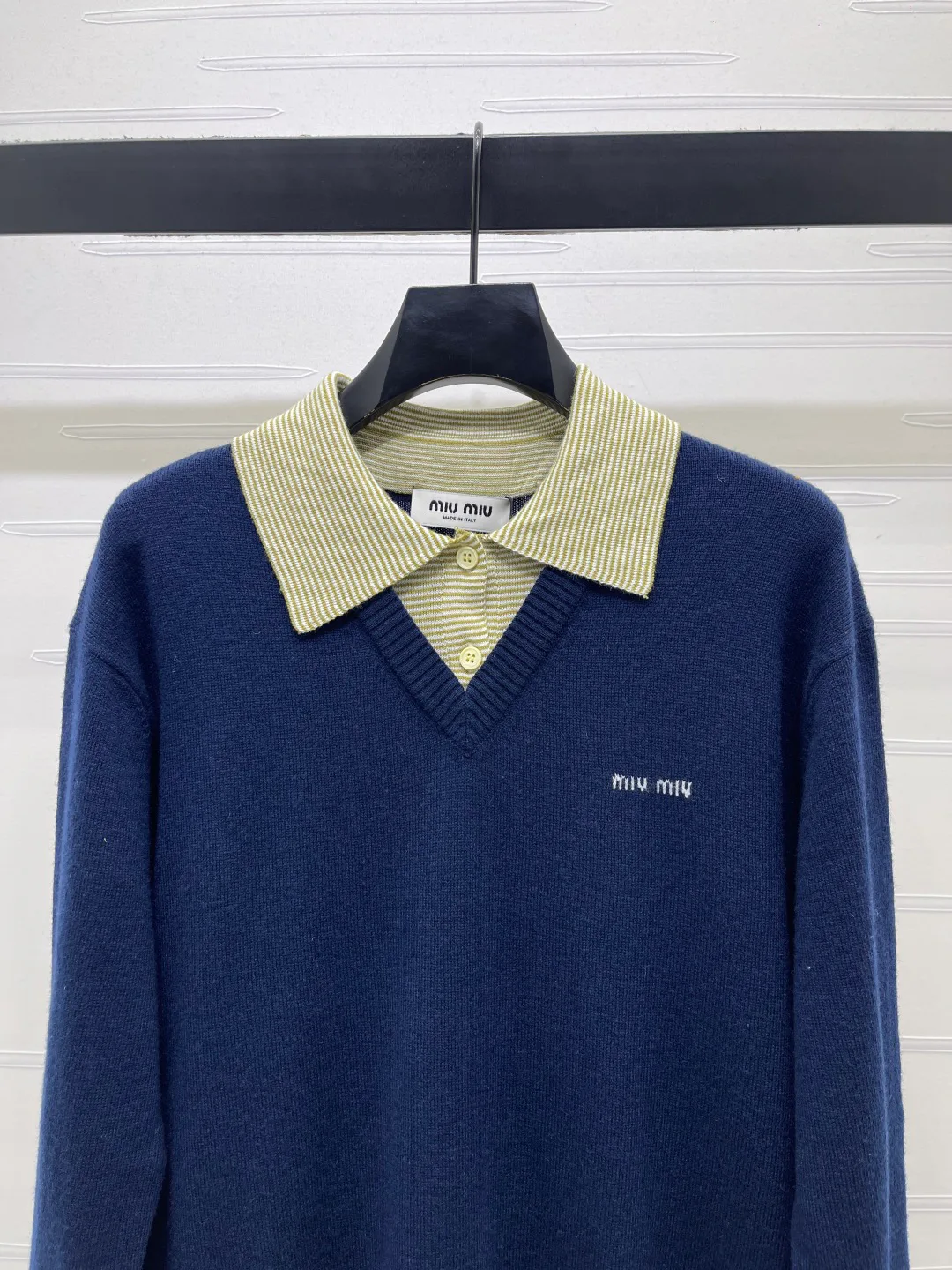 Women's Jumpers And Sweaters MIU MIU 17460232
