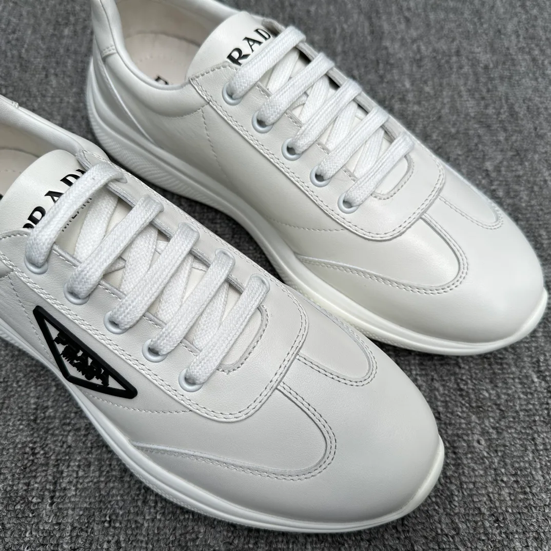 Men's Sneakers PRADA 18076360