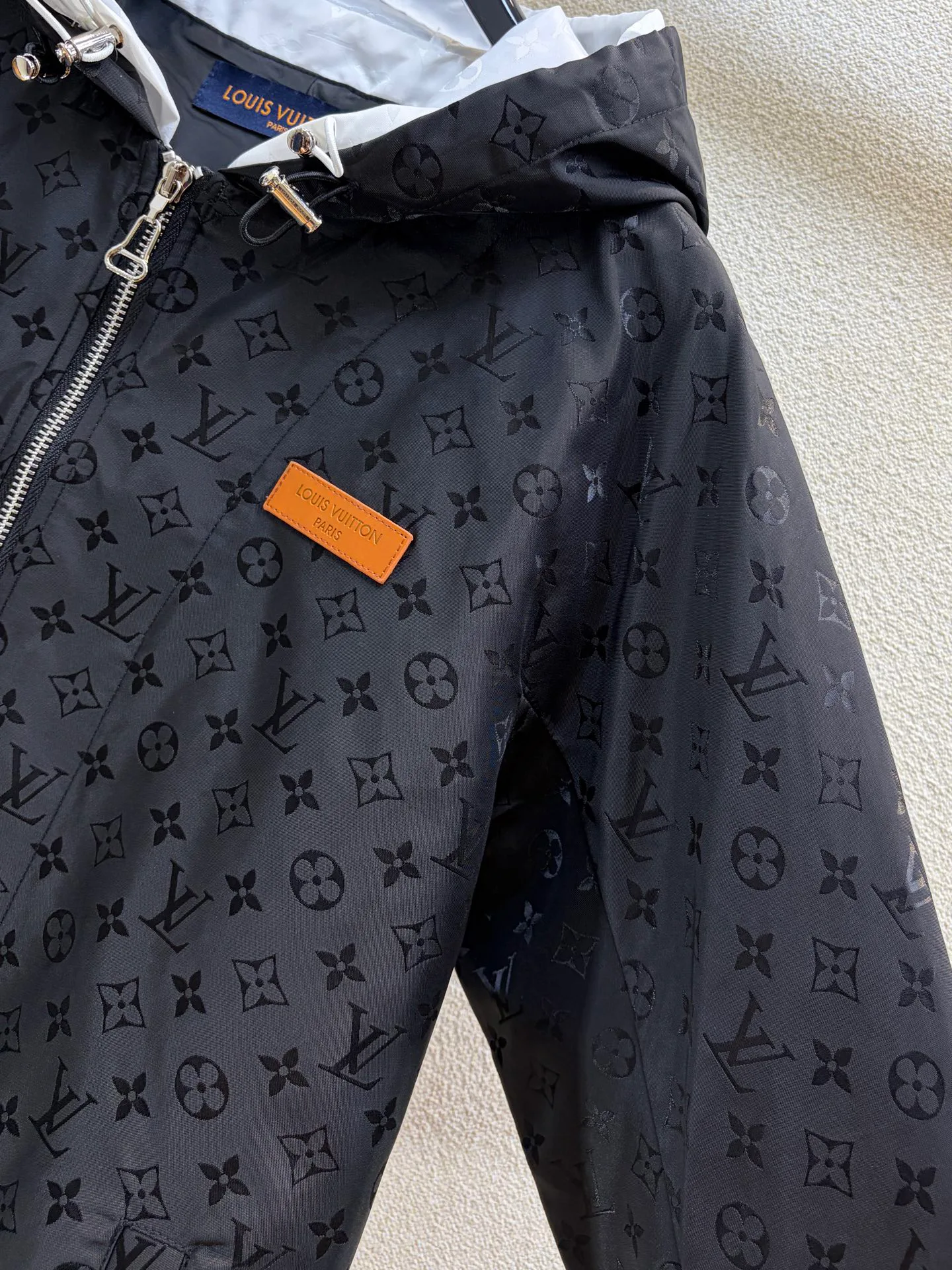 Women's Jackets And Down Jackets LOUIS VUITTON 18506589