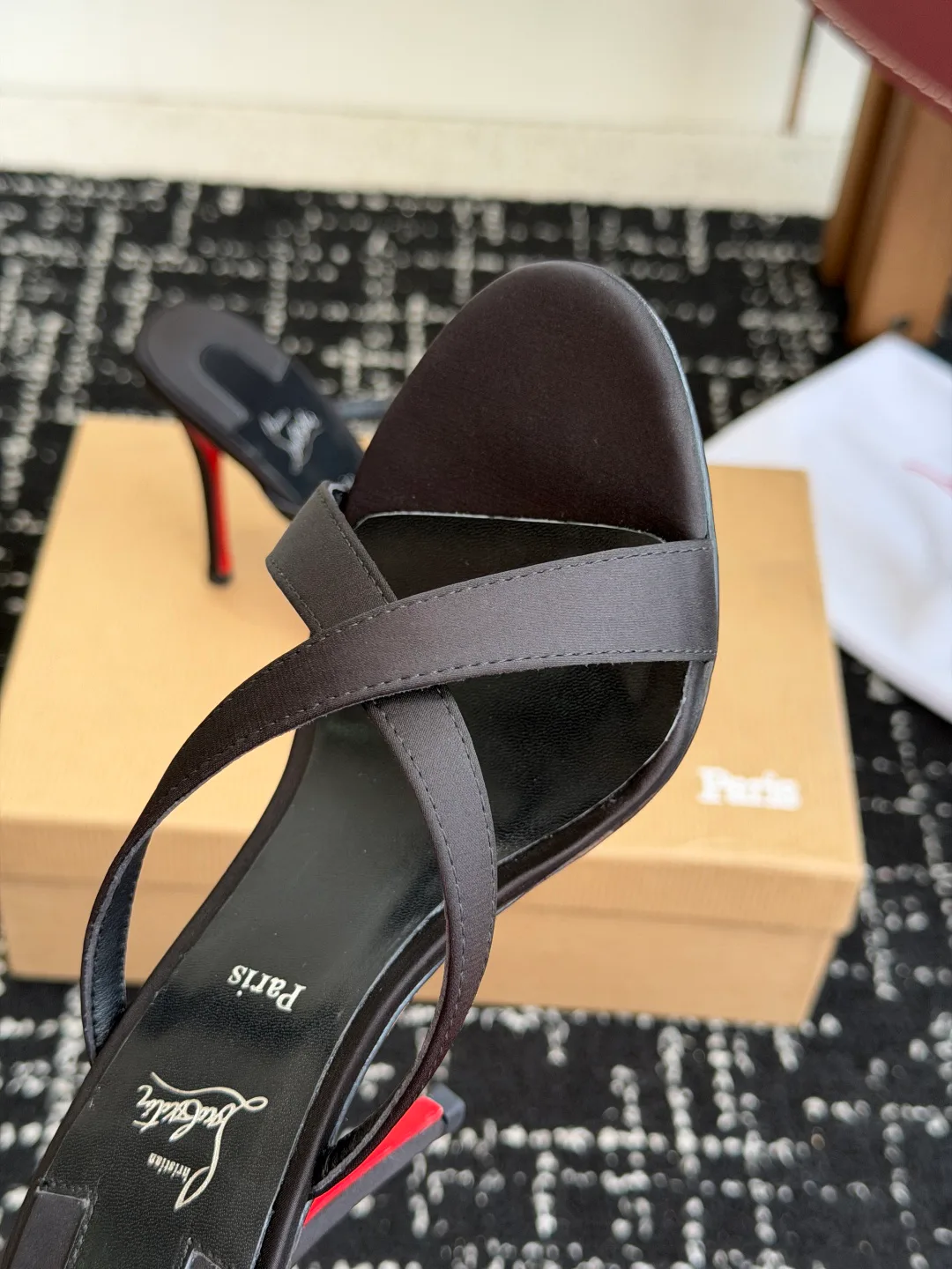 Women's Open-Toe Sandals CHRISTIAN LOUBOUTIN 17936544