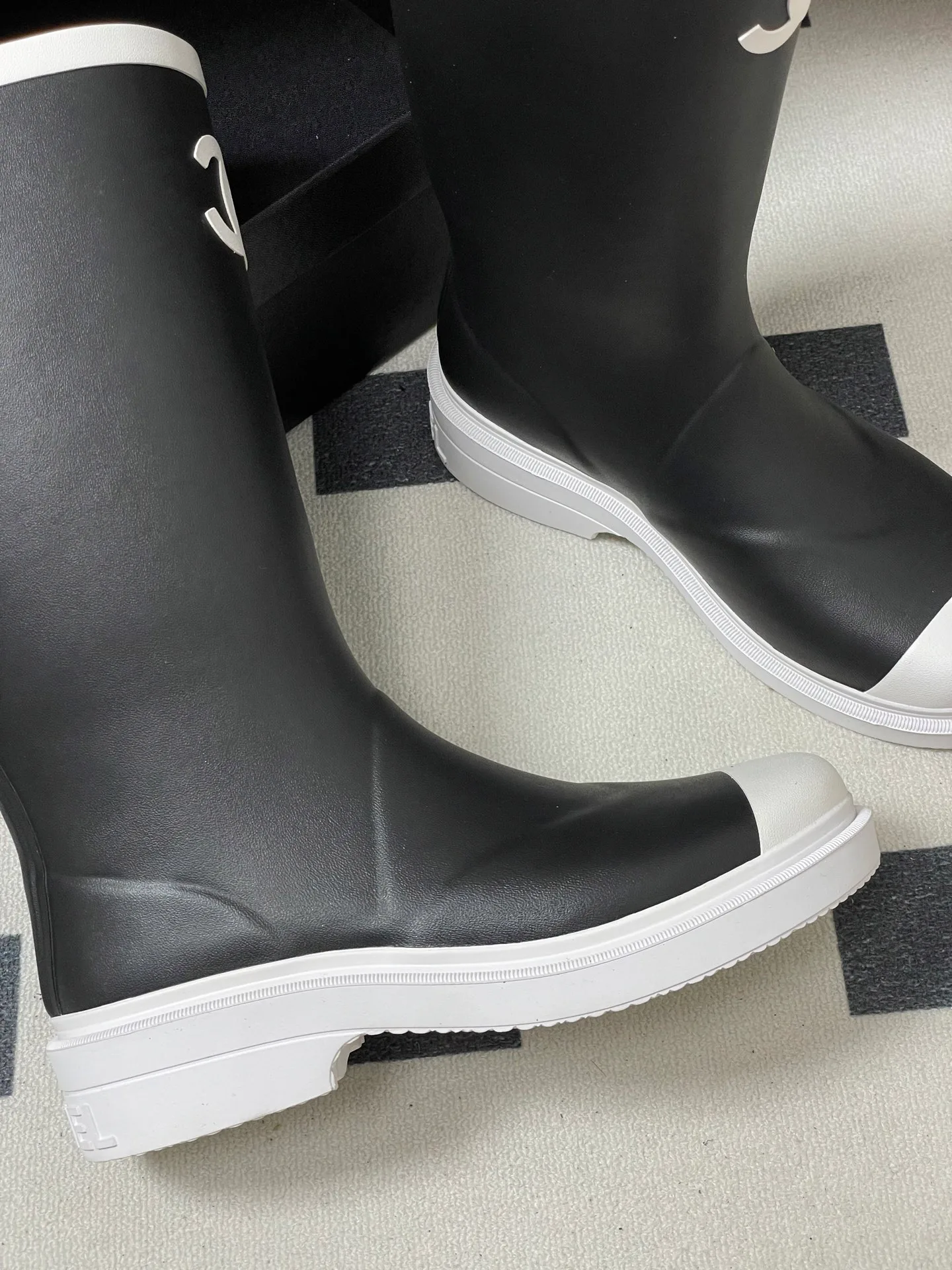 Women's Boots CHANEL 18440884