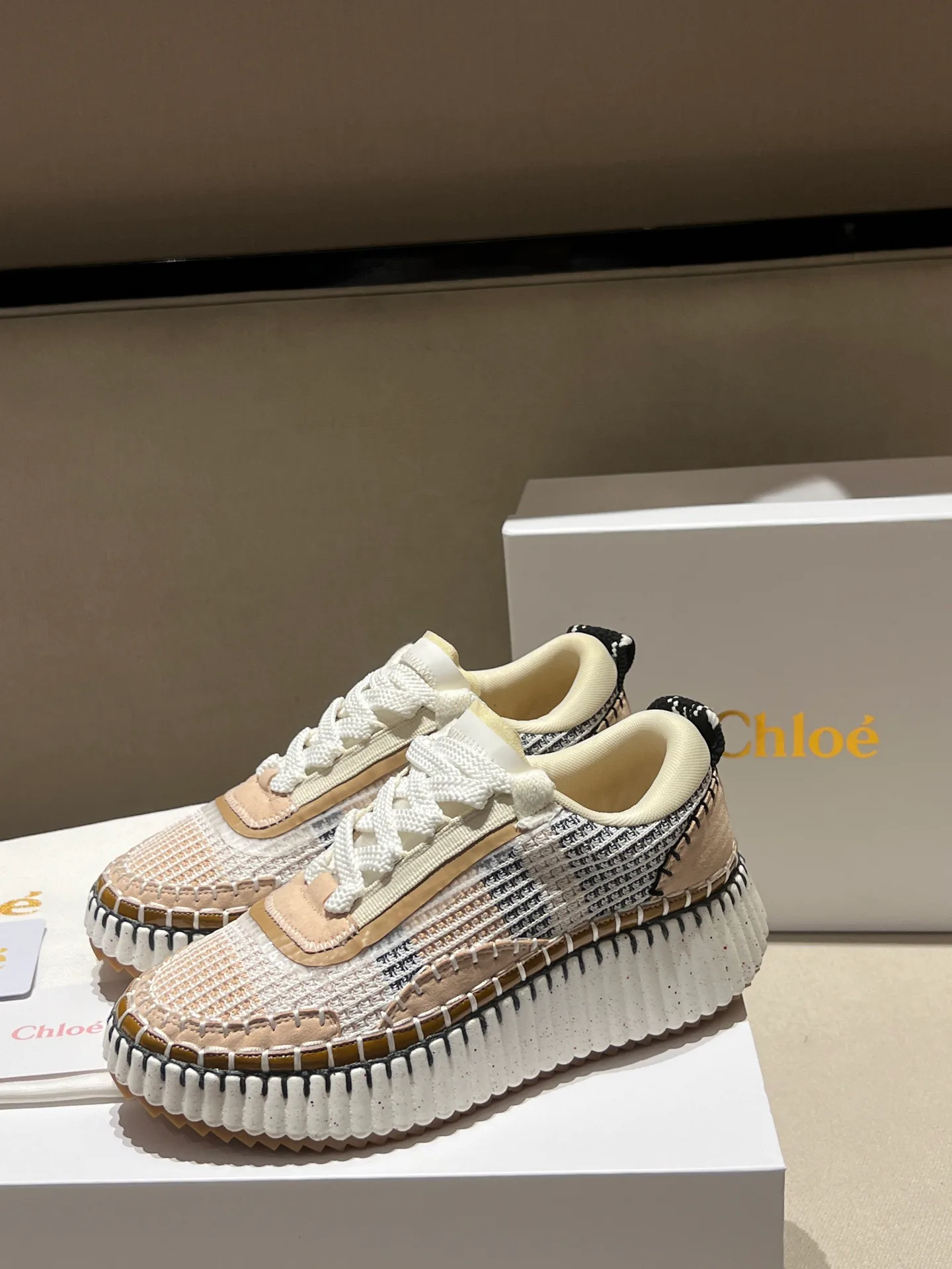 Women's Sneakers CHLOE 18020526