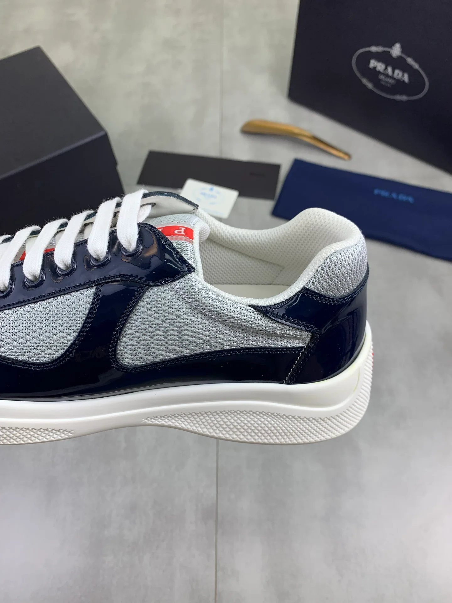 Women's Sneakers PRADA 18365157