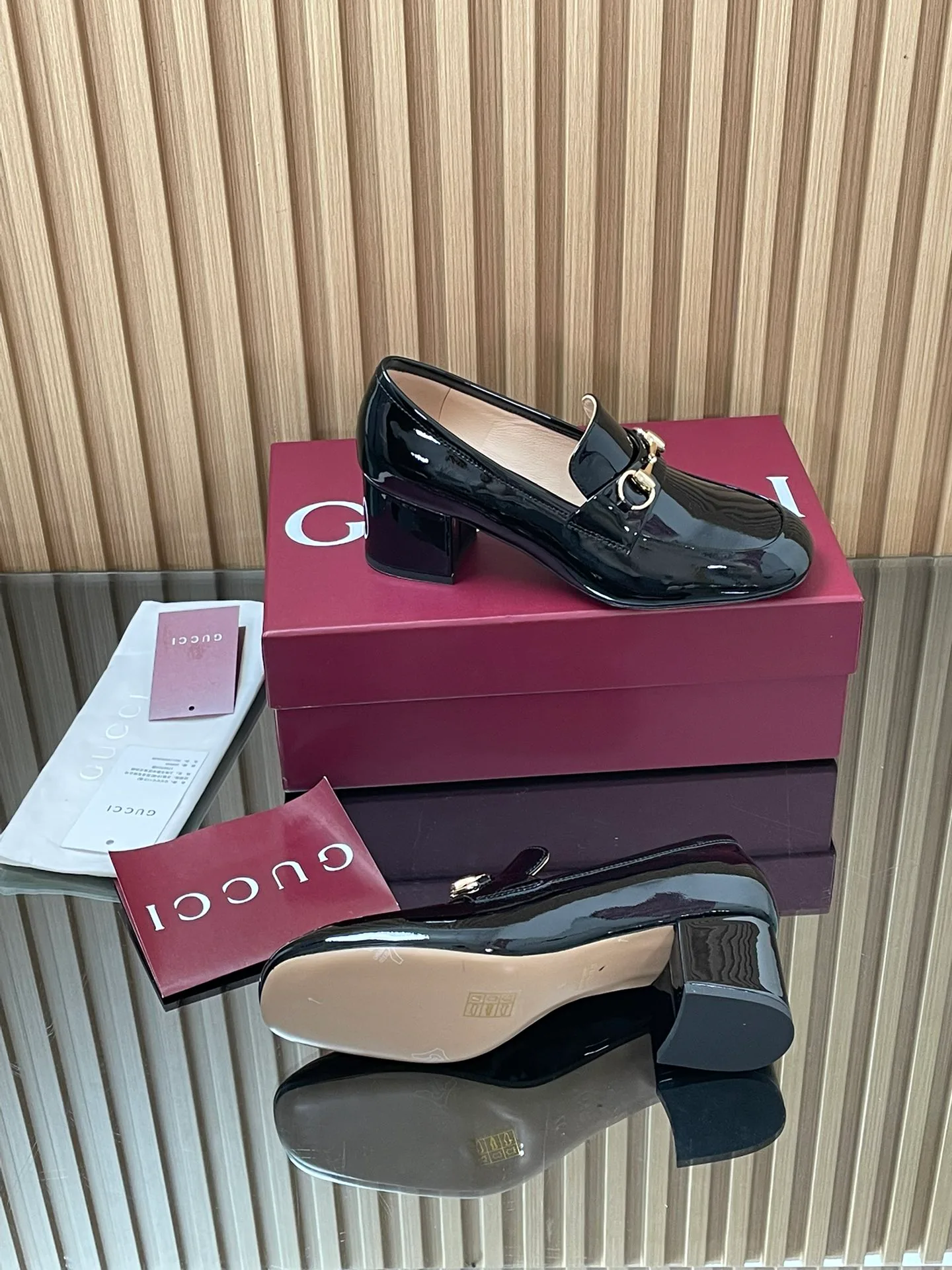 Women's Loafers And Moccasins GUCCI 18152965