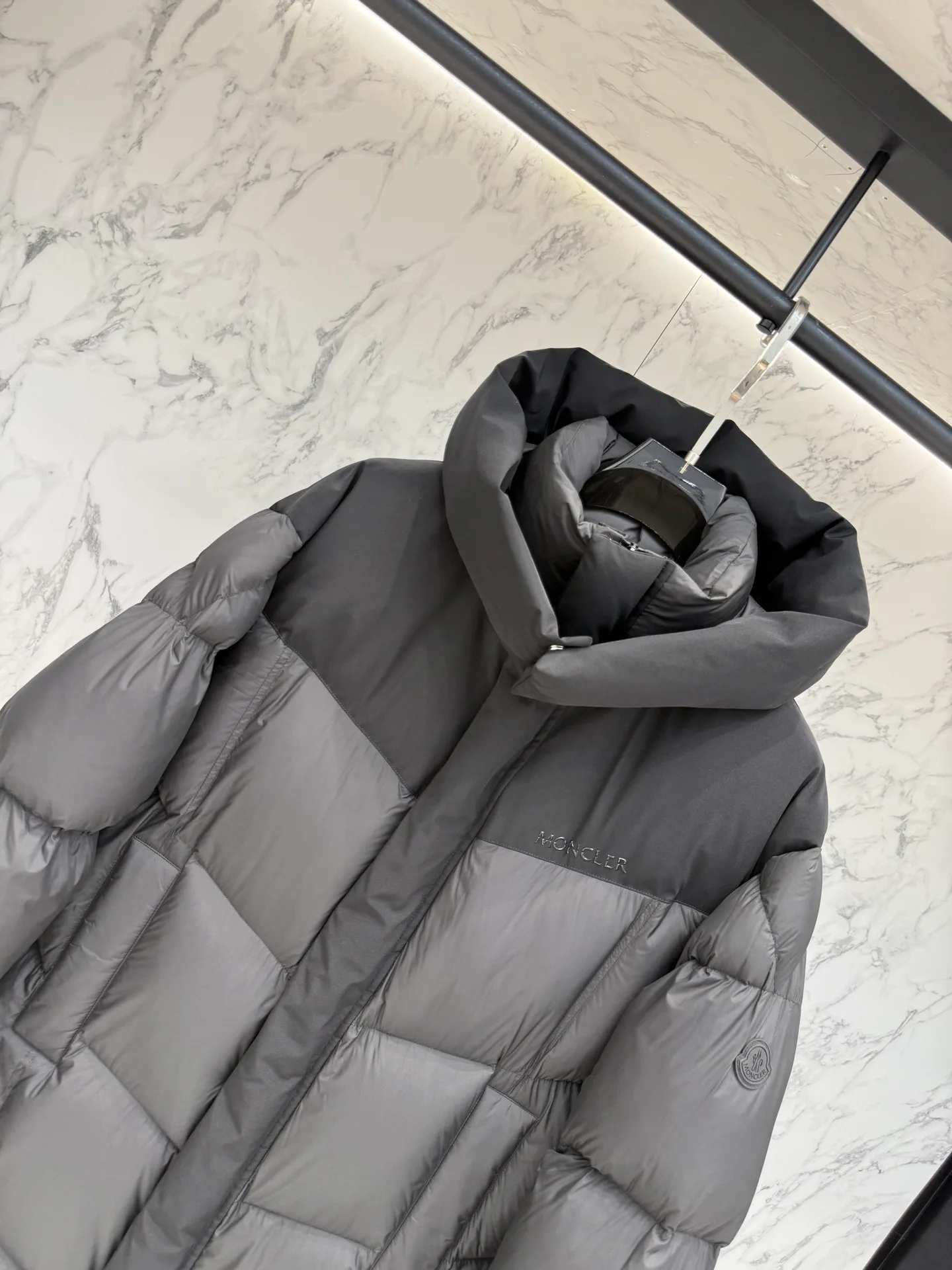Men's Jackets And Down Jackets MONCLER 17886135