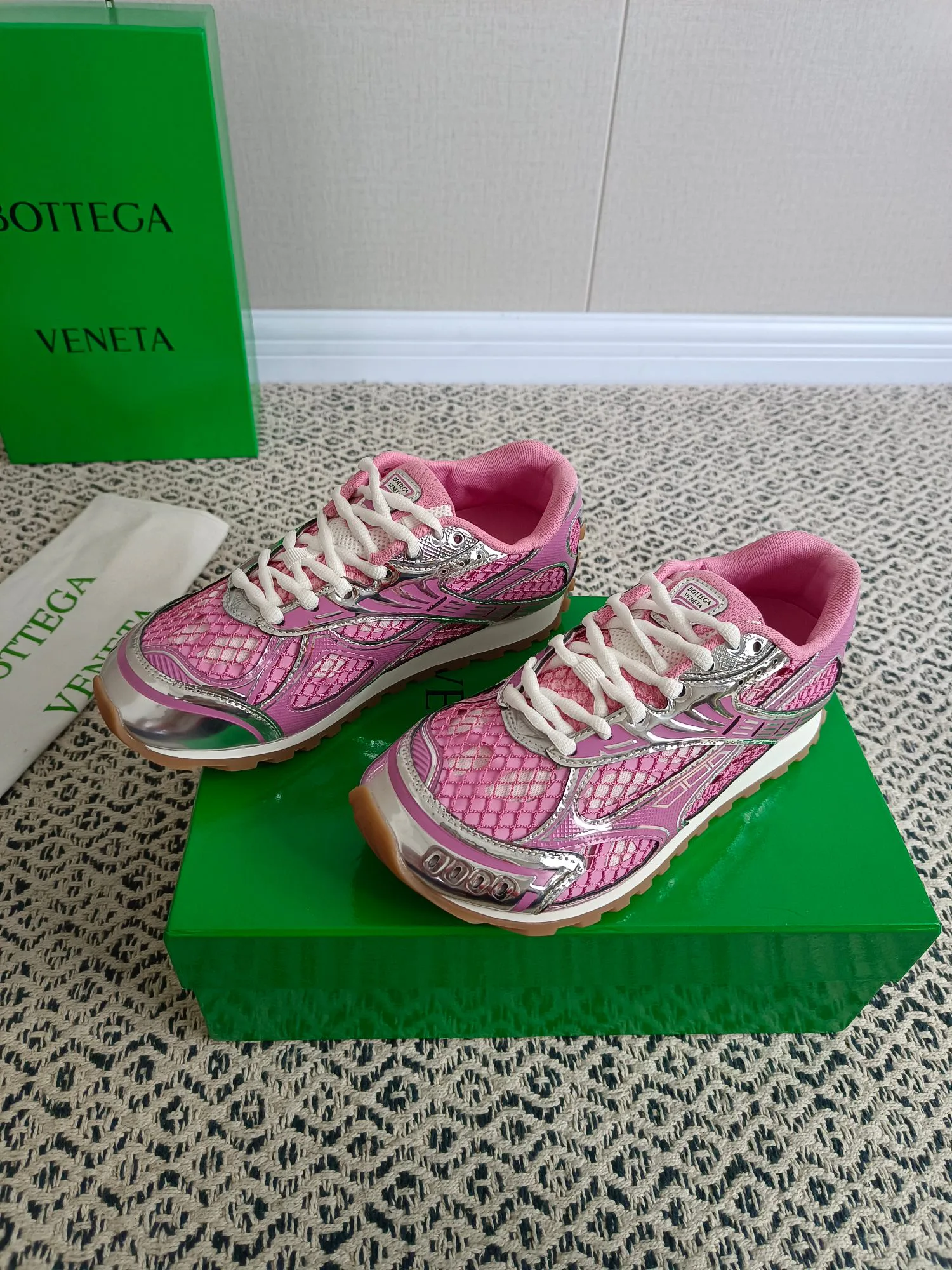 Women's Sneakers BOTTEGA VENETA 18273979