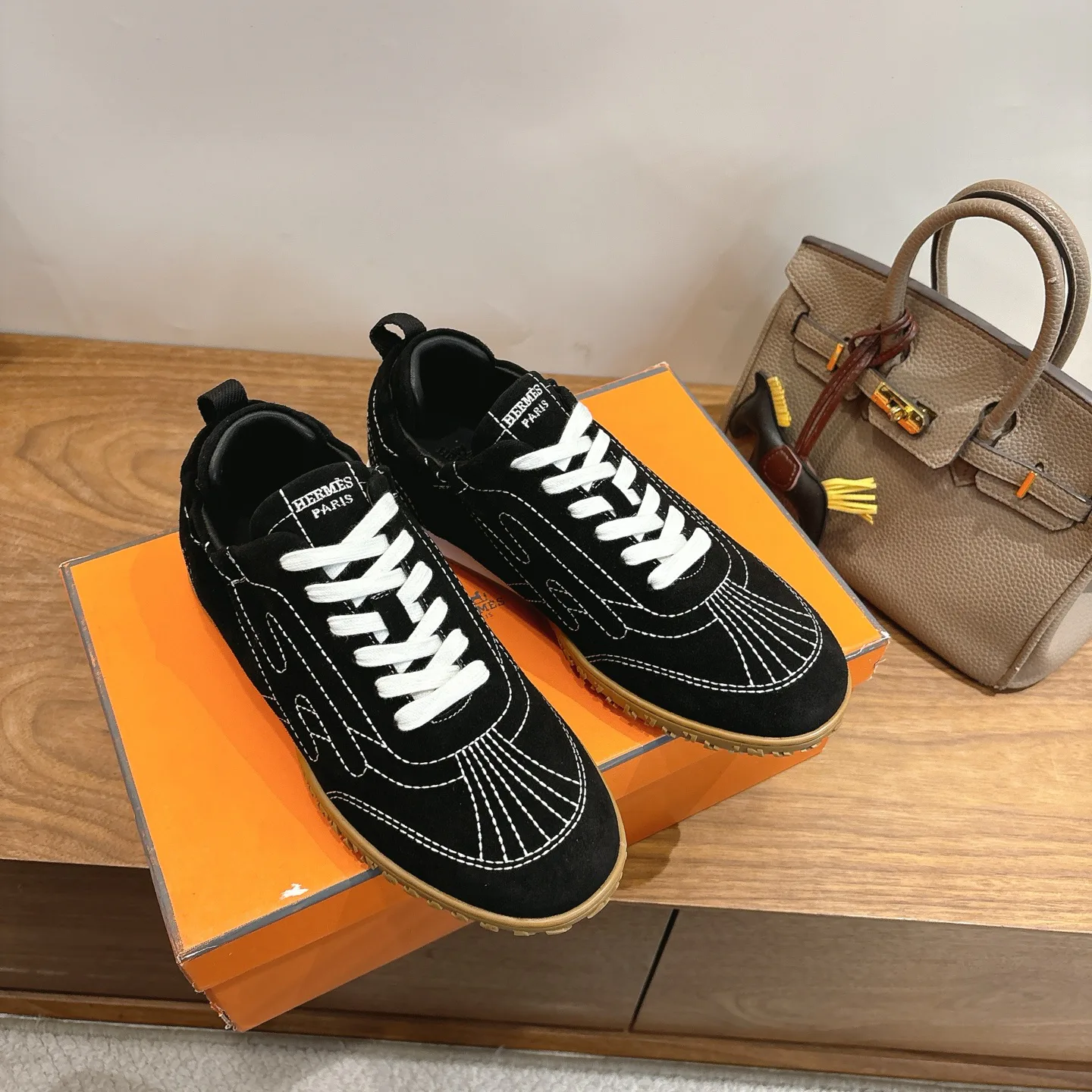 Women's Sneakers HERMES 18006066
